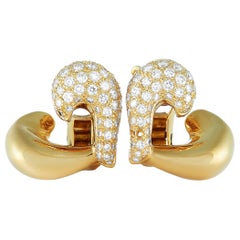 Van Cleef
Arpels 18 Karat Yellow Gold, 1.10 Carat Diamond Earrings Van Cleef
Arpels 18 Karat Yellow Gold, 1.10 Carat Diamond Earrings