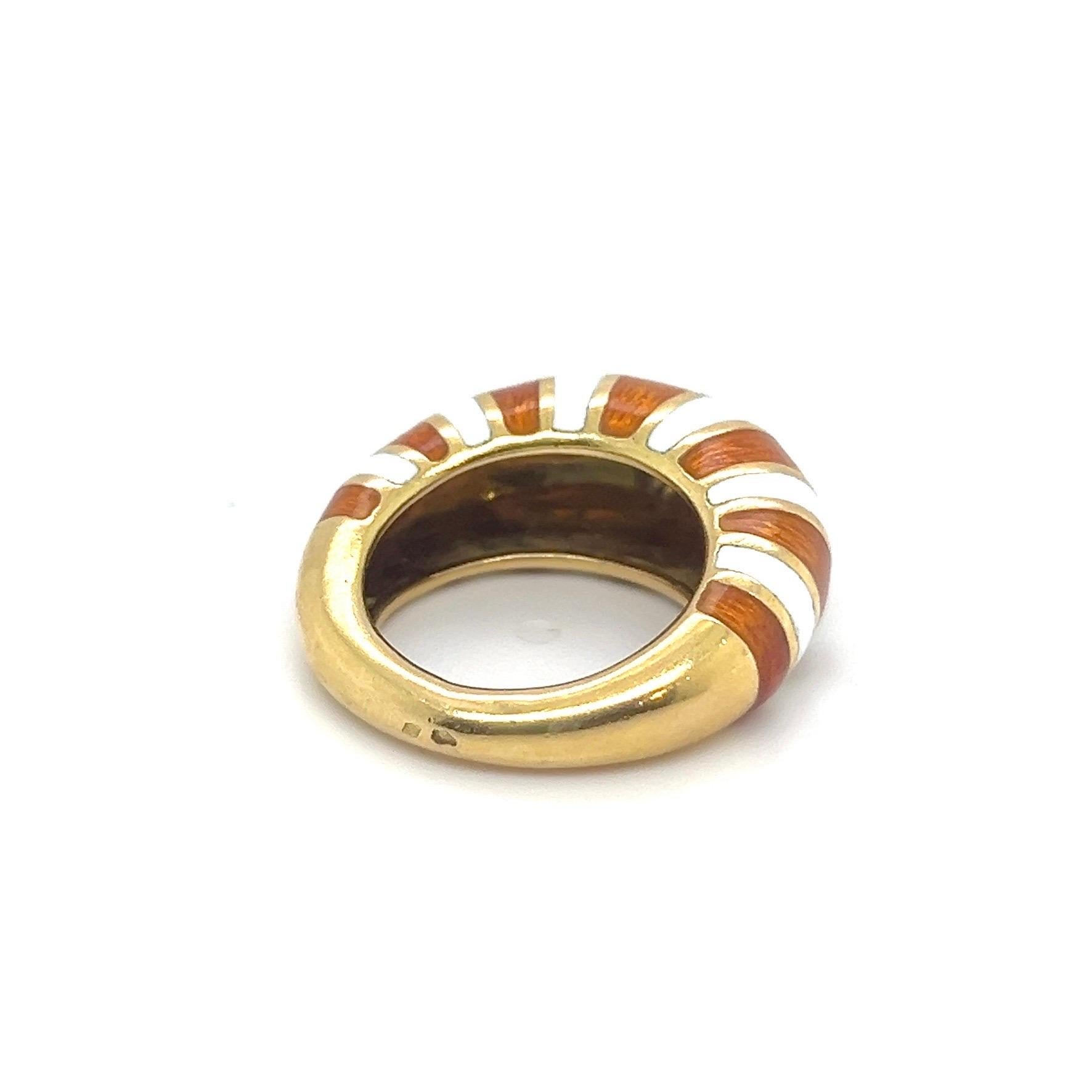Van Cleef & Arpels Ring aus 18 Karat Gelbgold und Emaille, 1960er Jahre (Moderne) im Angebot
