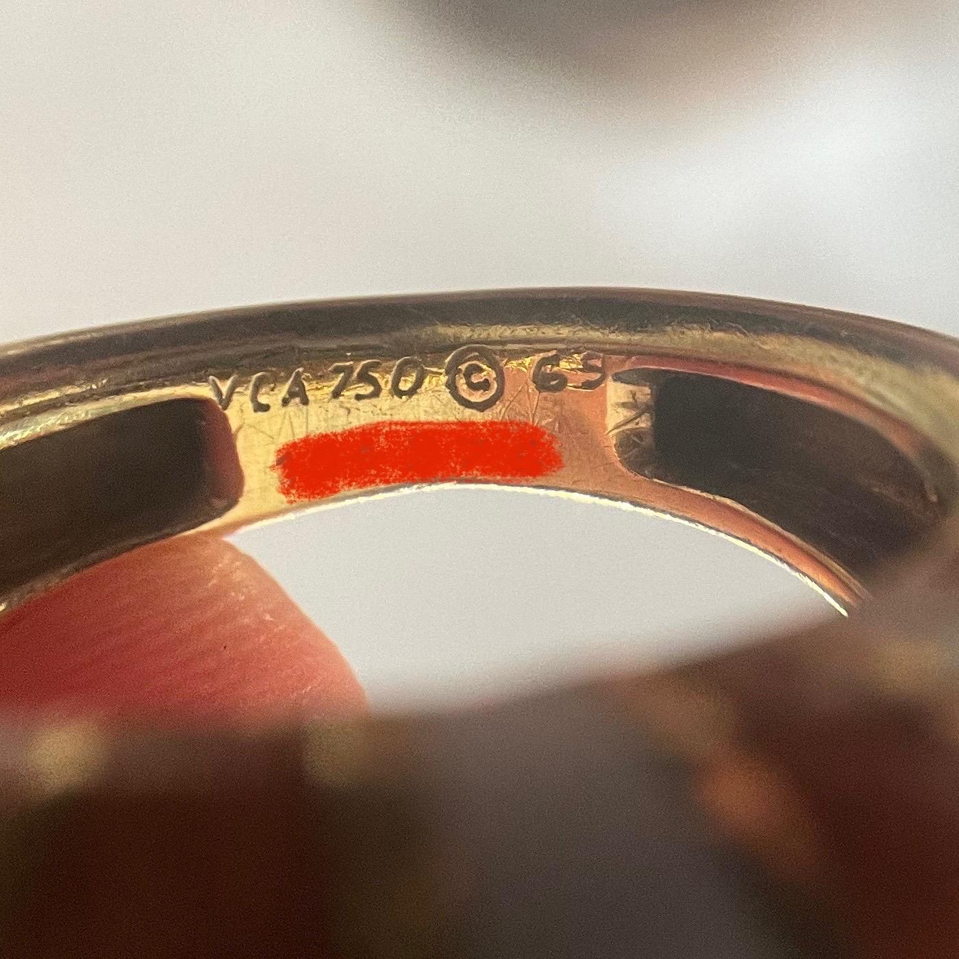 Van Cleef & Arpels Ring aus 18 Karat Gelbgold und Emaille, 1960er Jahre im Angebot 4