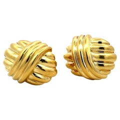 Van Cleef & Arpels Boucles d'oreilles à pince en or jaune 18 carats