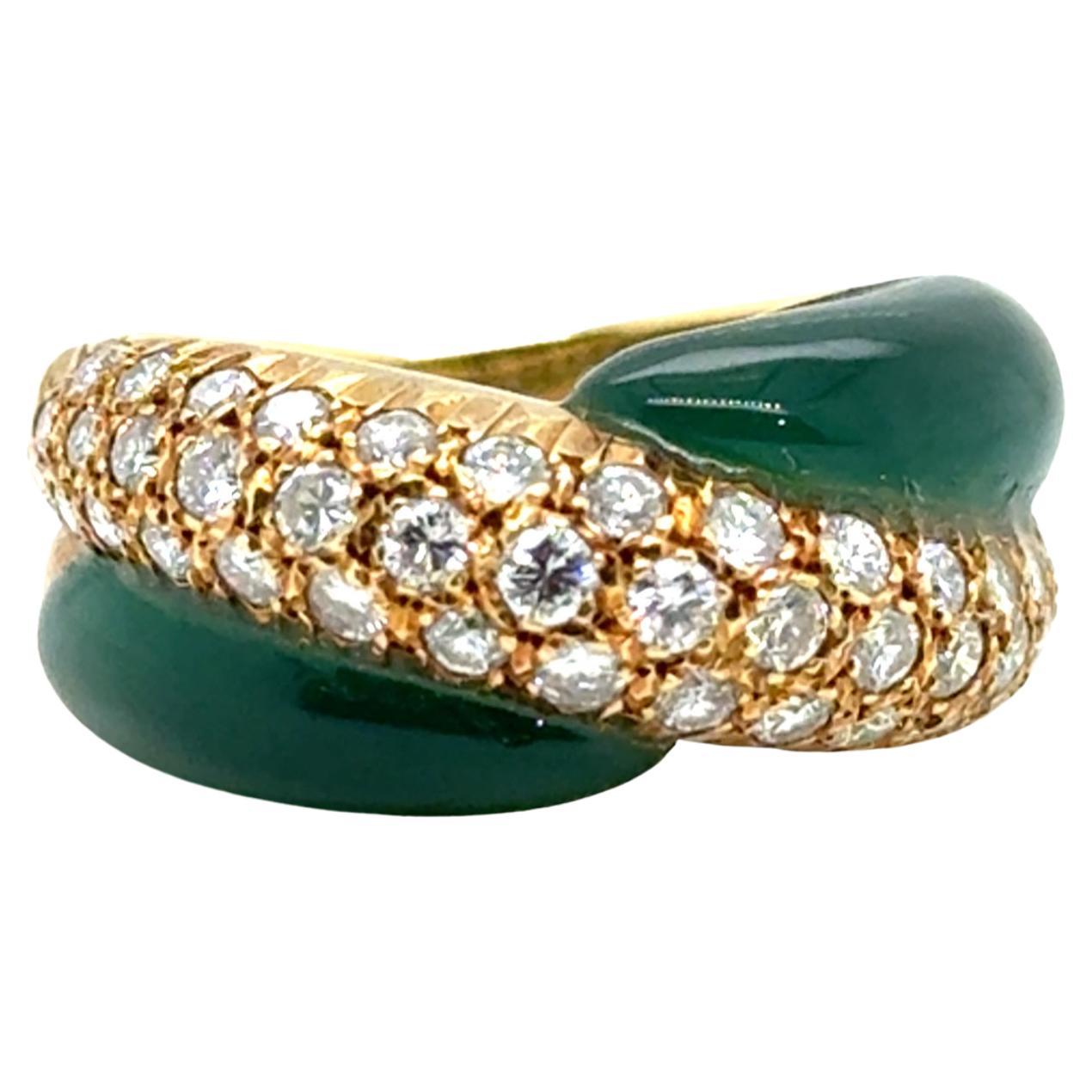 Van Cleef & Arpels Bague en or jaune 18 carats, diamants et calcédoine