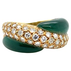 Van Cleef & Arpels 18 Karat Yellow Gold, Diamond and Chalcedony Ring