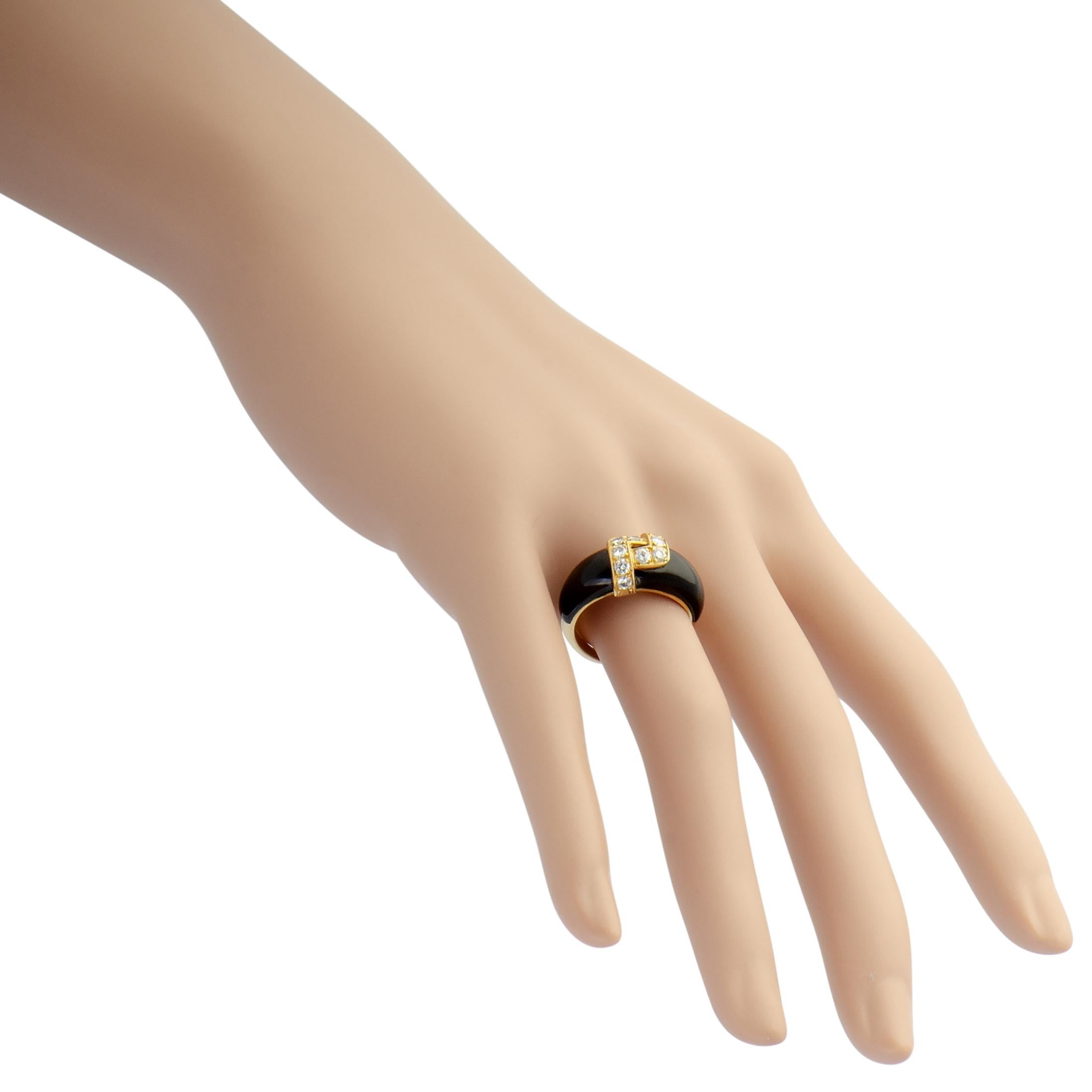 Van Cleef & Arpels Yellow Gold Diamond Pave and Onyx Band Ring 2