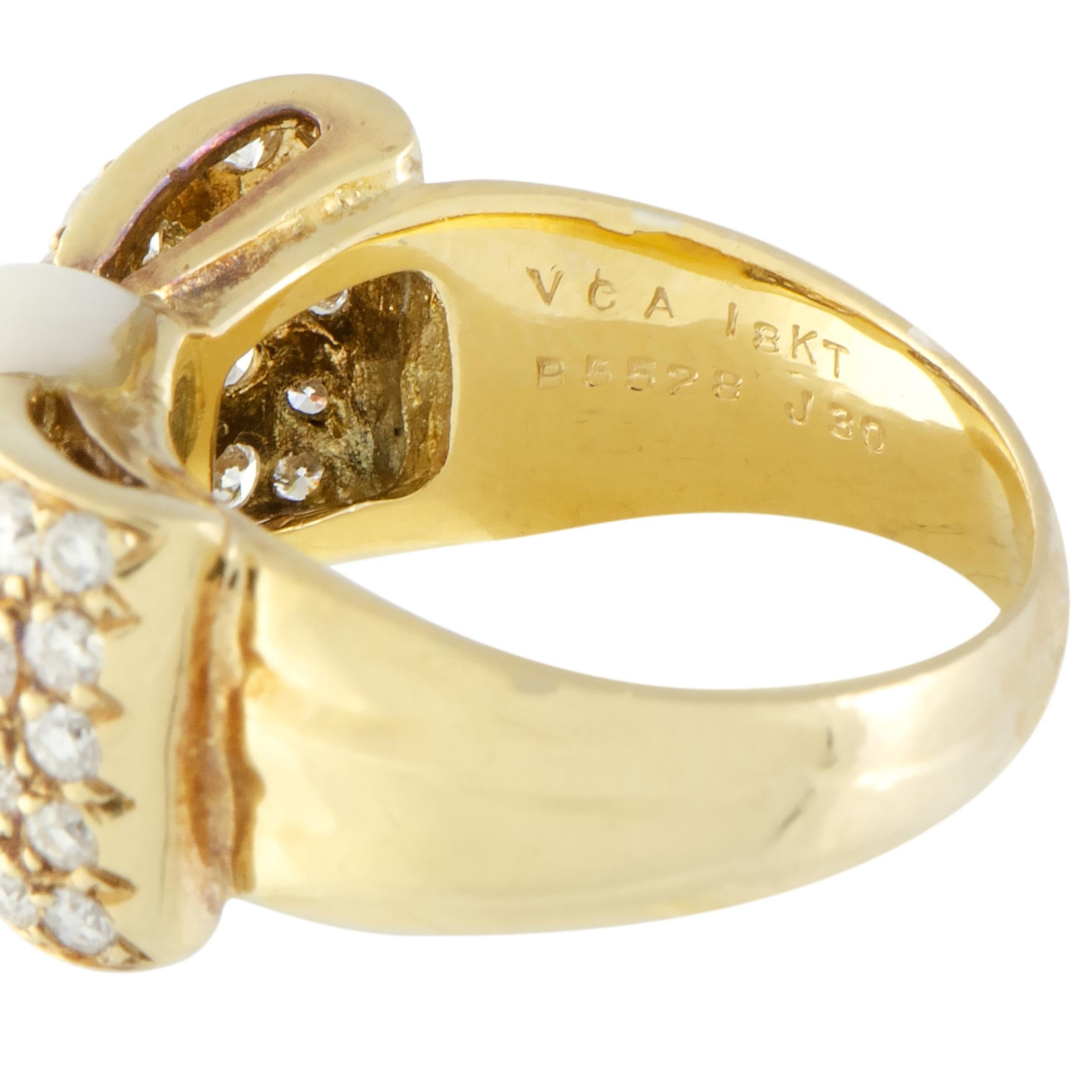 Van Cleef & Arpels 18 Karat Yellow Gold Diamond Pave and White Agate Bow Ring In Excellent Condition In Southampton, PA