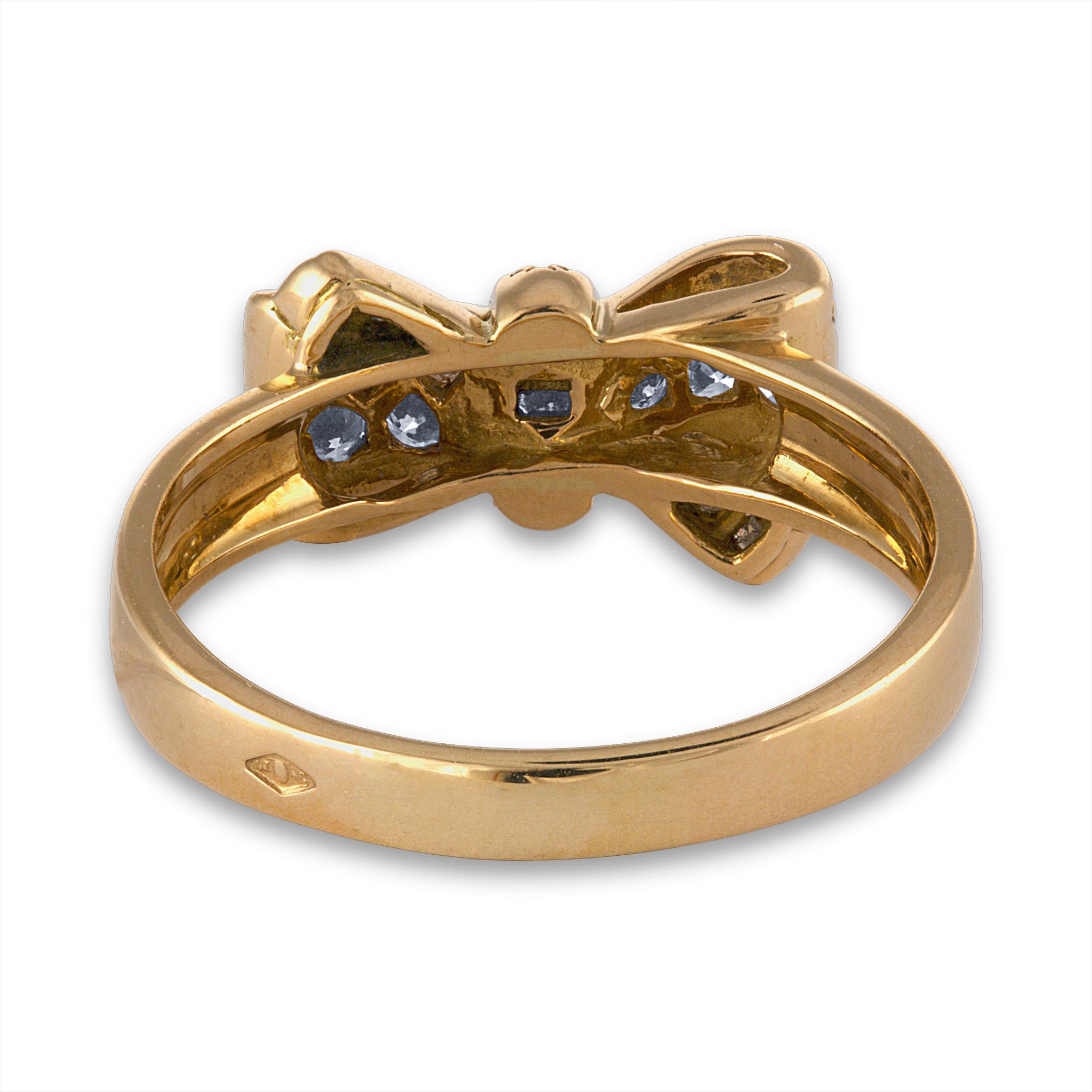 Women's Van Cleef & Arpels 18 Karat Yellow Gold Diamond Ring