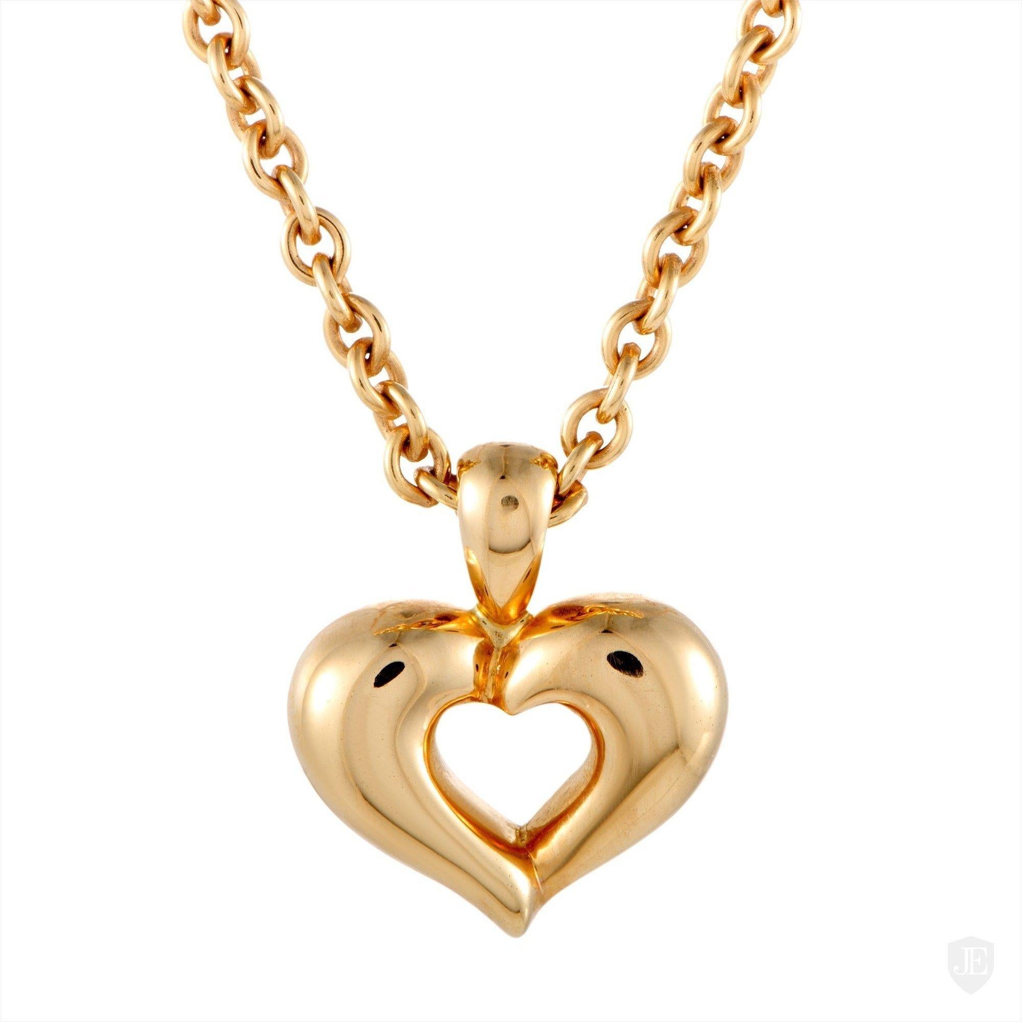 Van Cleef & Arpels 18 Karat Yellow Gold Heart Pendant Necklace
