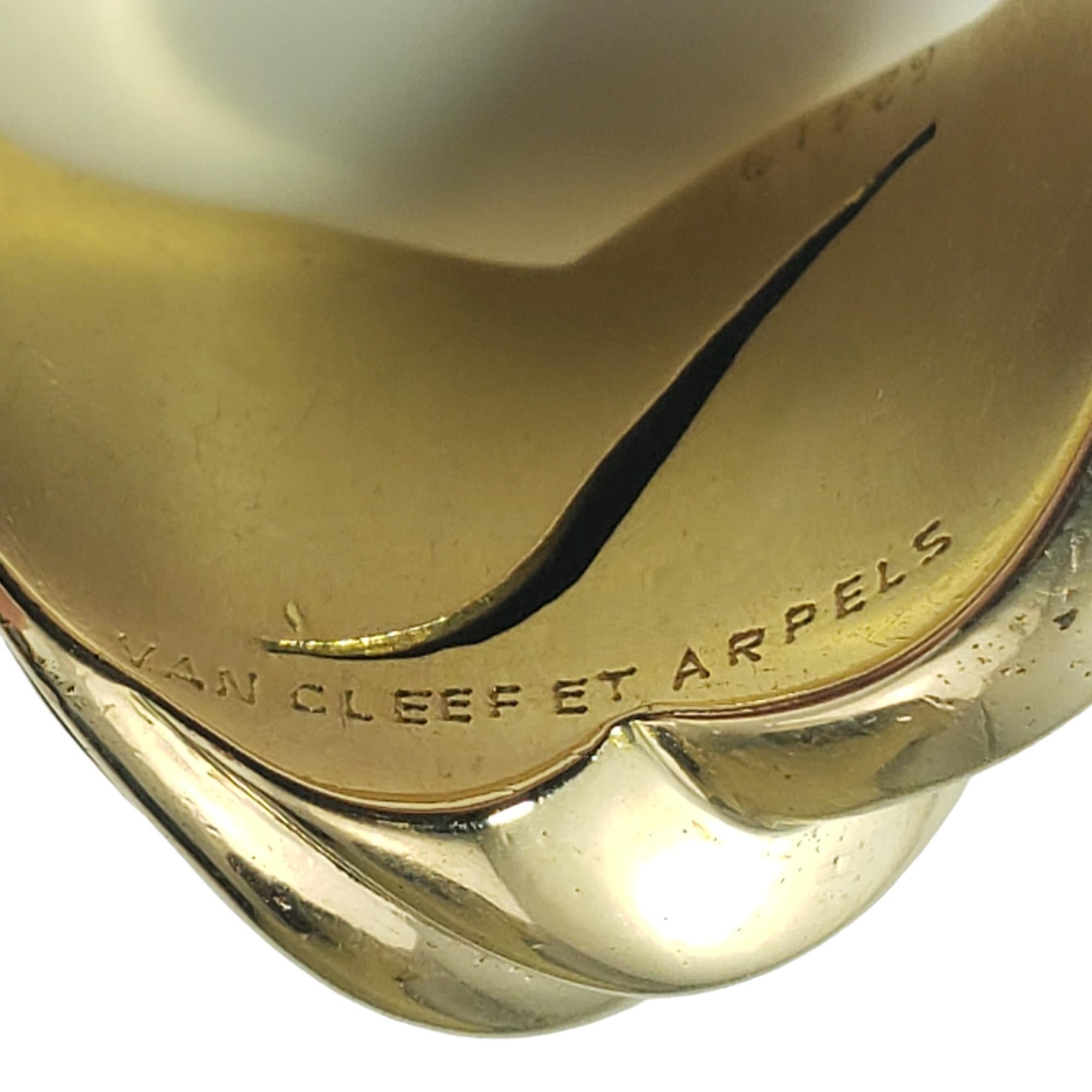 Van Cleef & Arpels 18 Karat Yellow Gold Knot Ring Size 6.5 #18459 For Sale 2