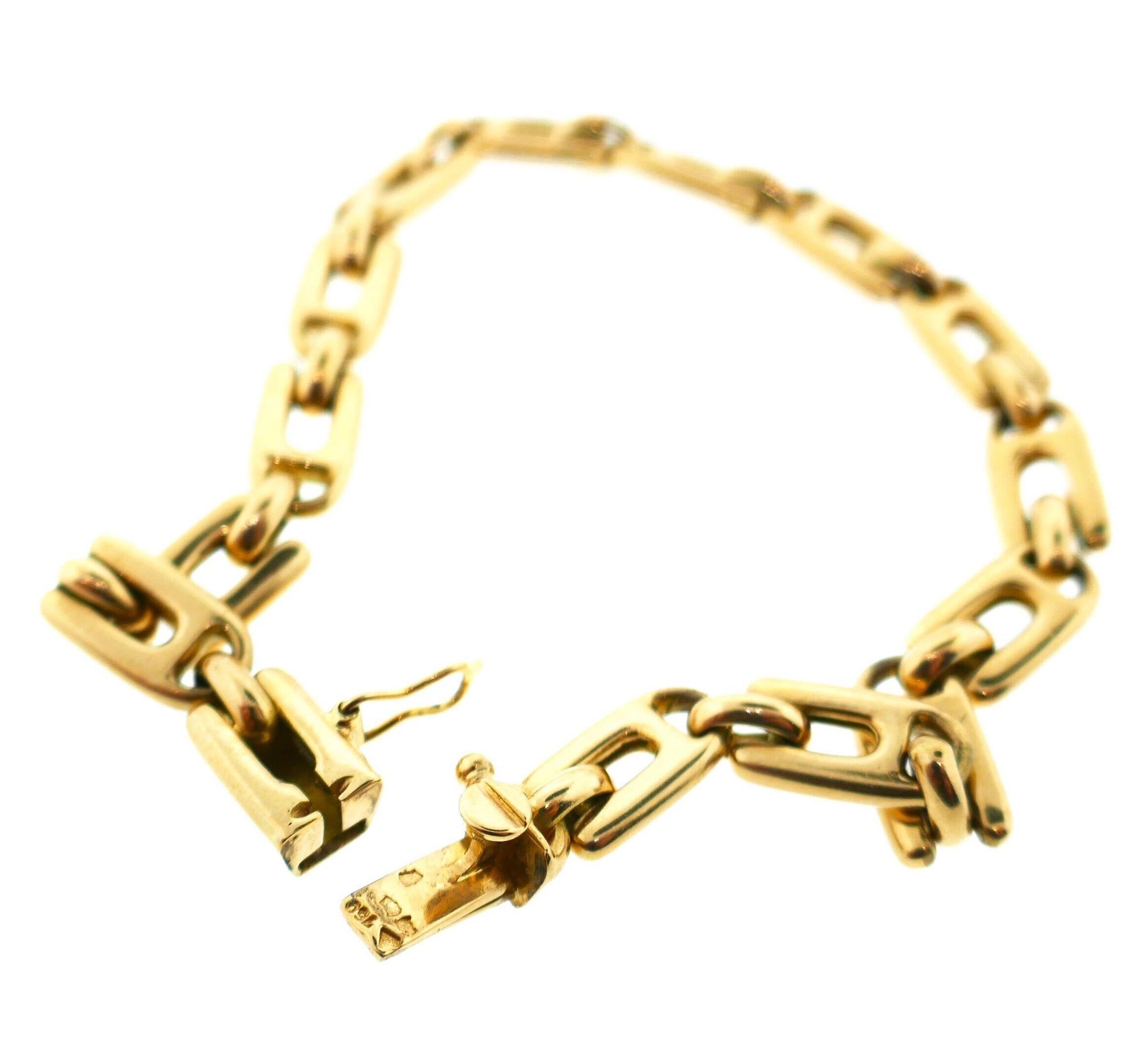 Van Cleef & Arpels 18 Karat Yellow Gold Link Bracelet 1