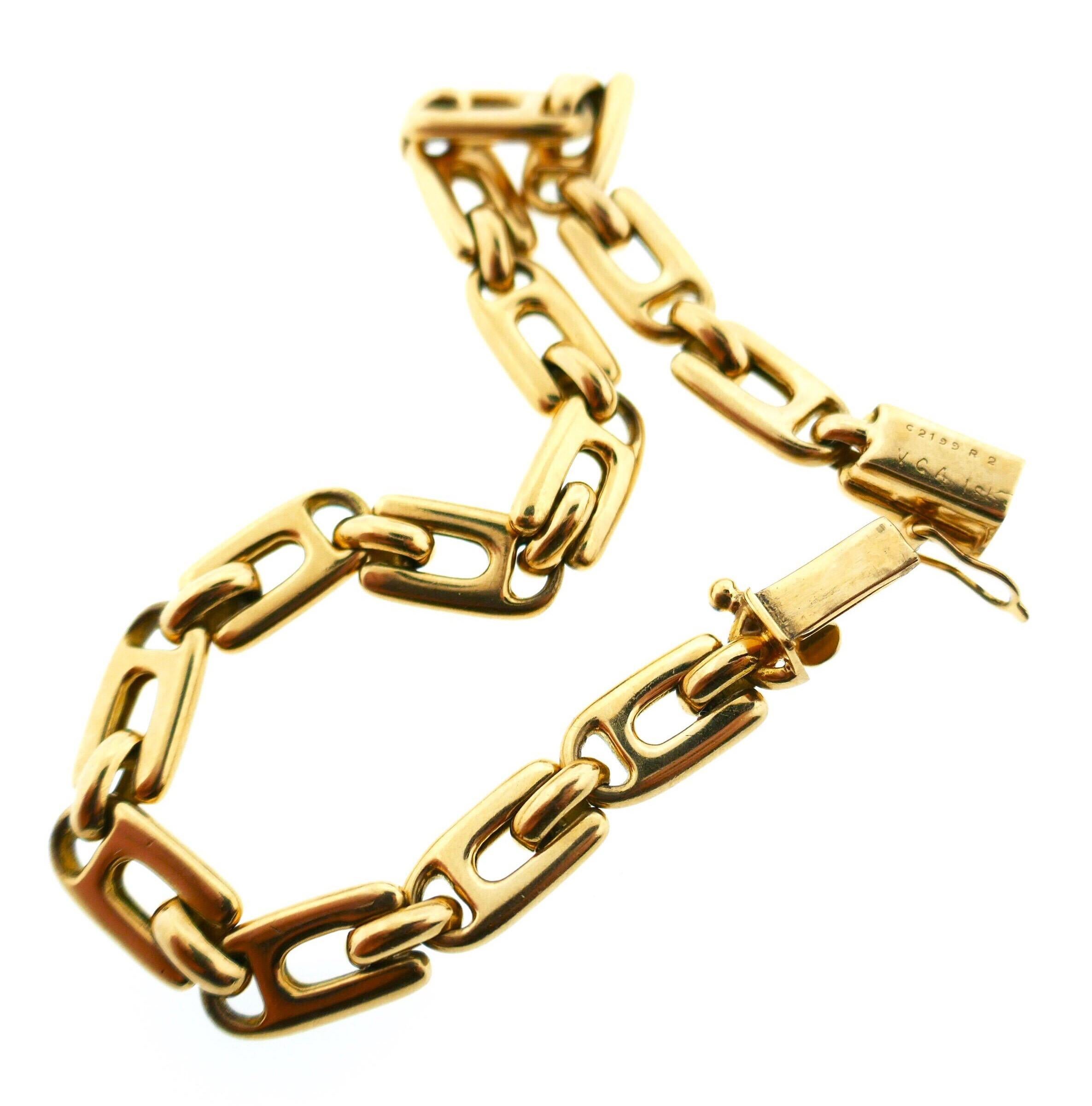 Van Cleef & Arpels 18 Karat Yellow Gold Link Bracelet 2