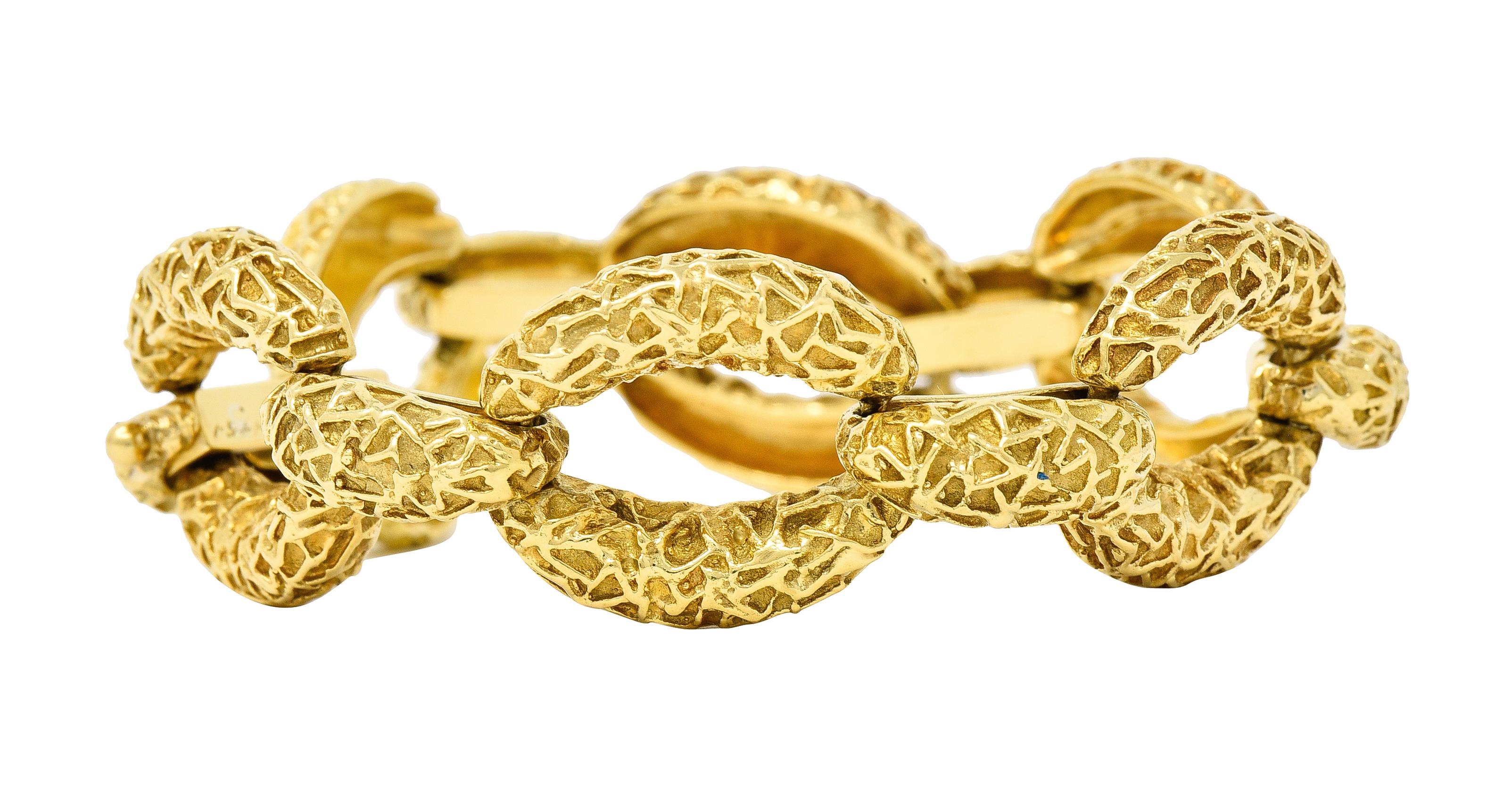 Van Cleef & Arpels 18 Karat Gelbgold Texturiertes ovales Gliederarmband im Vintage-Stil 3
