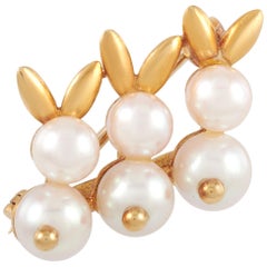 Van Cleef & Arpels 18 Karat Yellow Gold Triple Rabbits Pearl Brooch