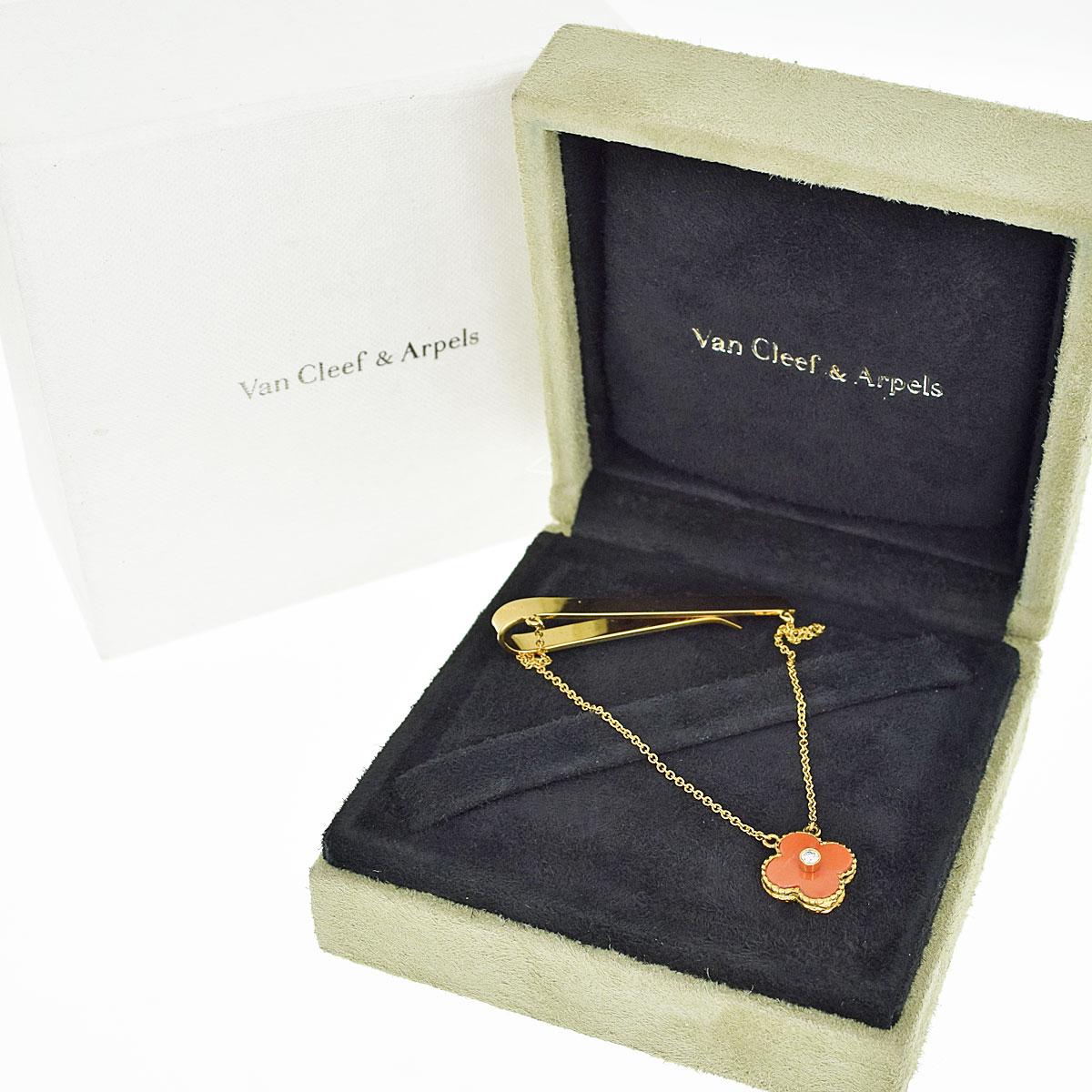 Van Cleef & Arpels 18 Karat Yellow Gold Vintage Alhambra Diamond Coral Tie Pin  2