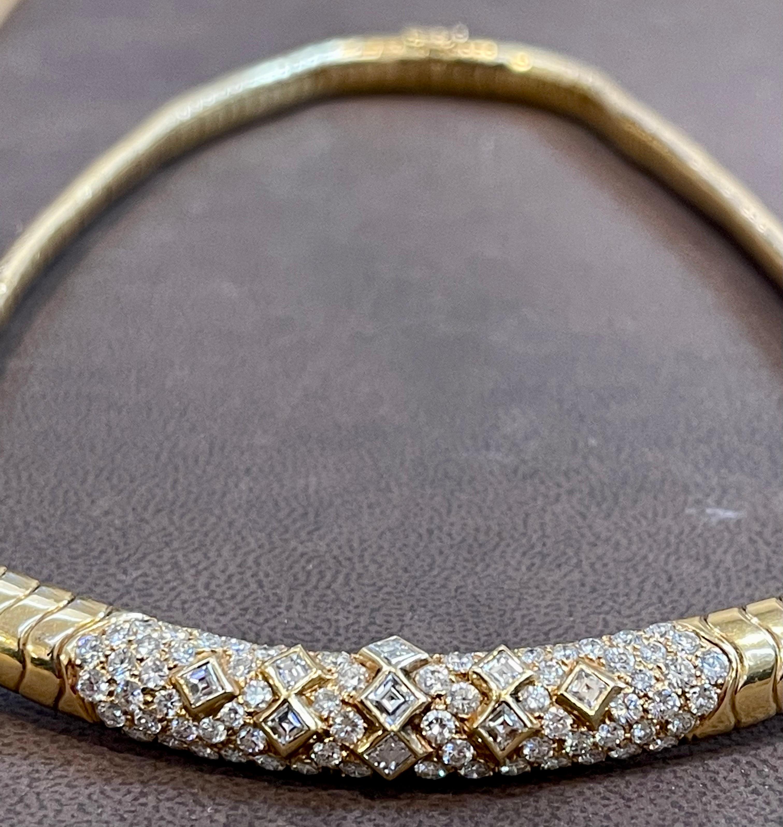 Round Cut Van Cleef & Arpels 18 Kt Yellow Gold and  5.6 Ct Diamond Collar/Choker Necklace For Sale