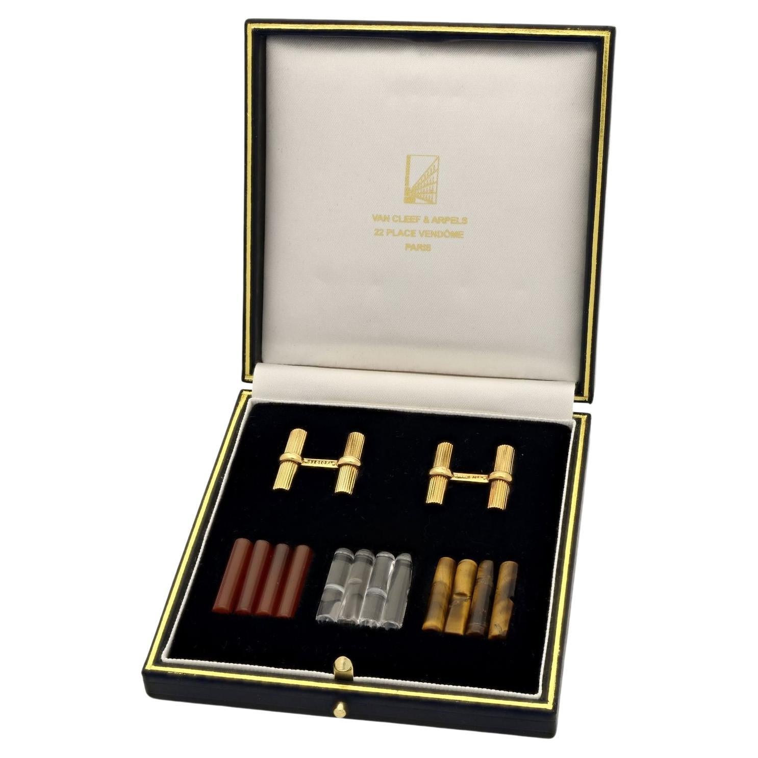 Van Cleef & Arpels 18ct Gold Baton Cufflinks With Interchangeable Ends Ca 1972 For Sale