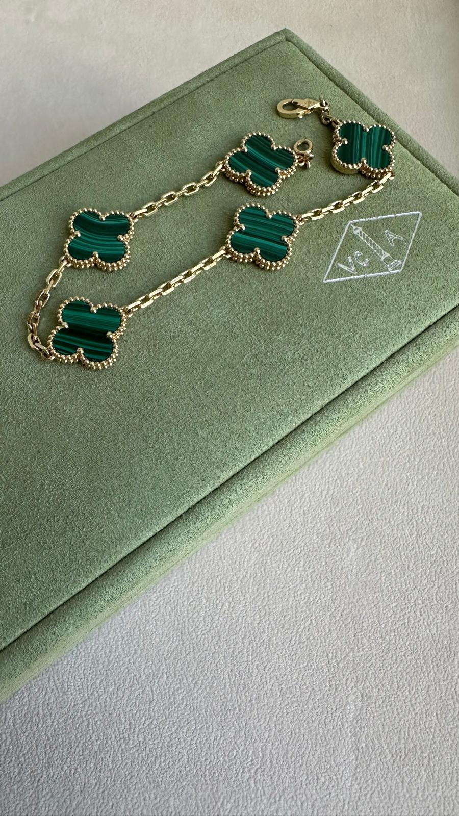 Van Cleef & Arpels 18ct Yellow Gold Vintage Alhambra Bracelet 5 Motifs 3