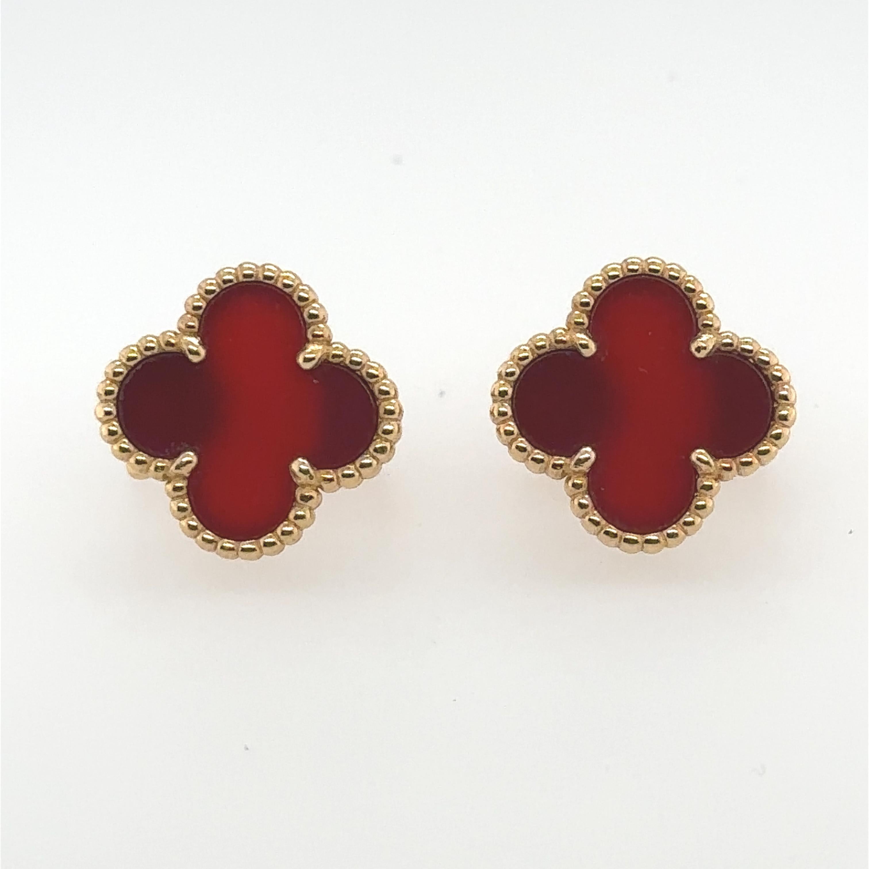 Van Cleef & Arpels 18k Gold and Carnelian Alhambra Earrings For Sale 1