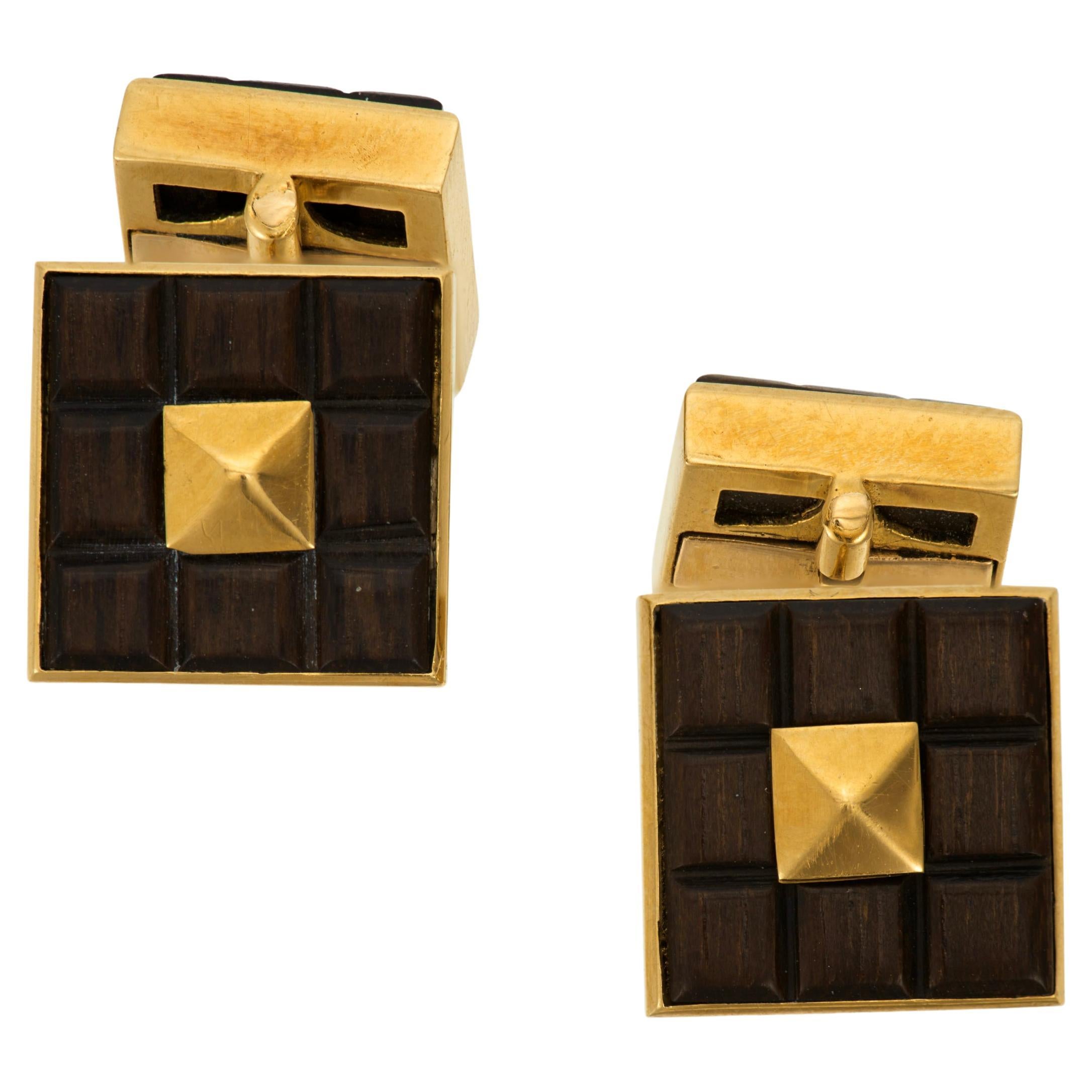 Van Cleef & Arpels 18k Gold and Wood Plaque Cufflinks 