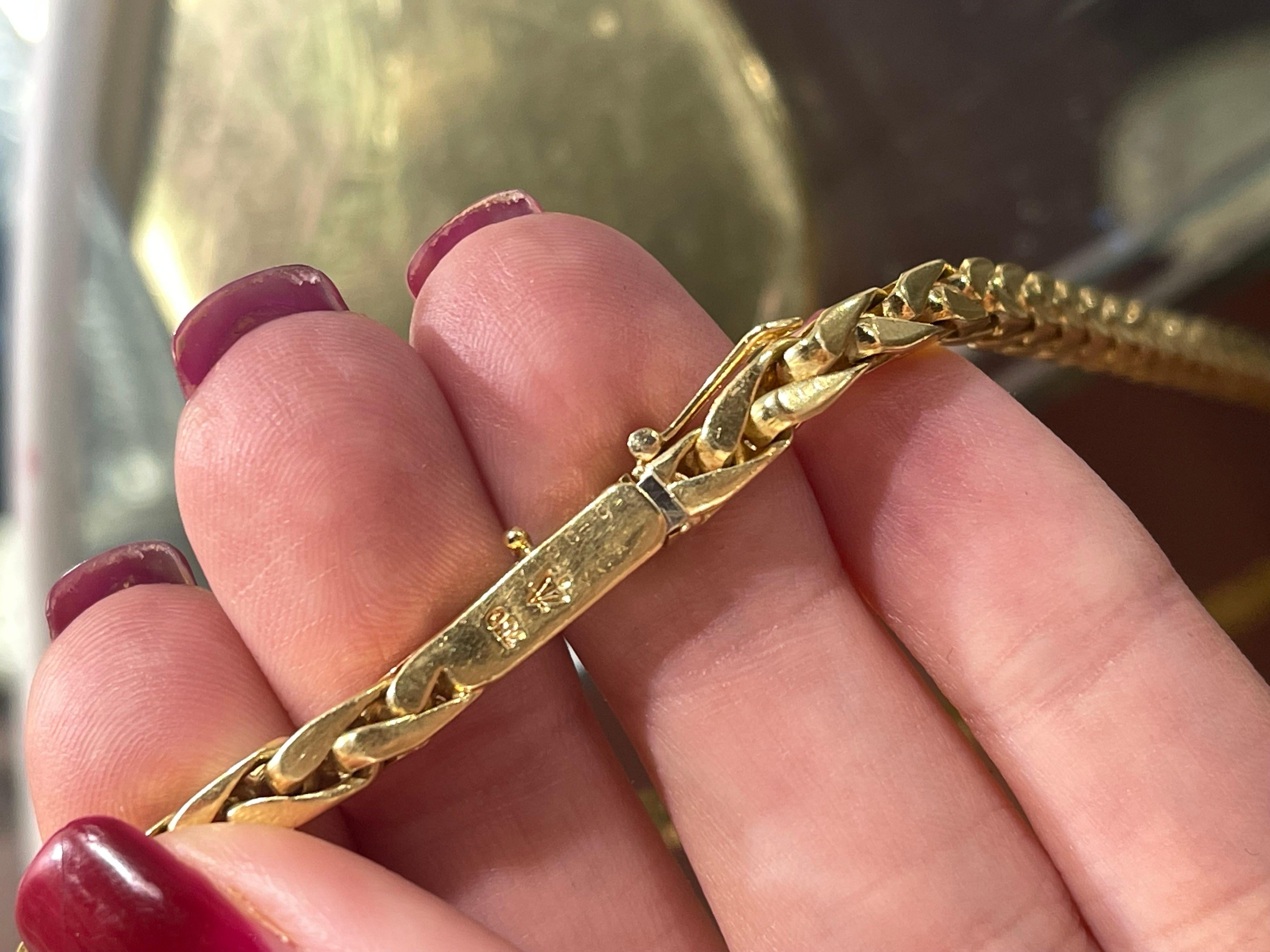 Women's or Men's Van Cleef & Arpels 18k Gold Chain Necklace