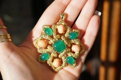 Van Cleef & Arpels 18K Gold Chrysoprase and Coral Pendant Brooch