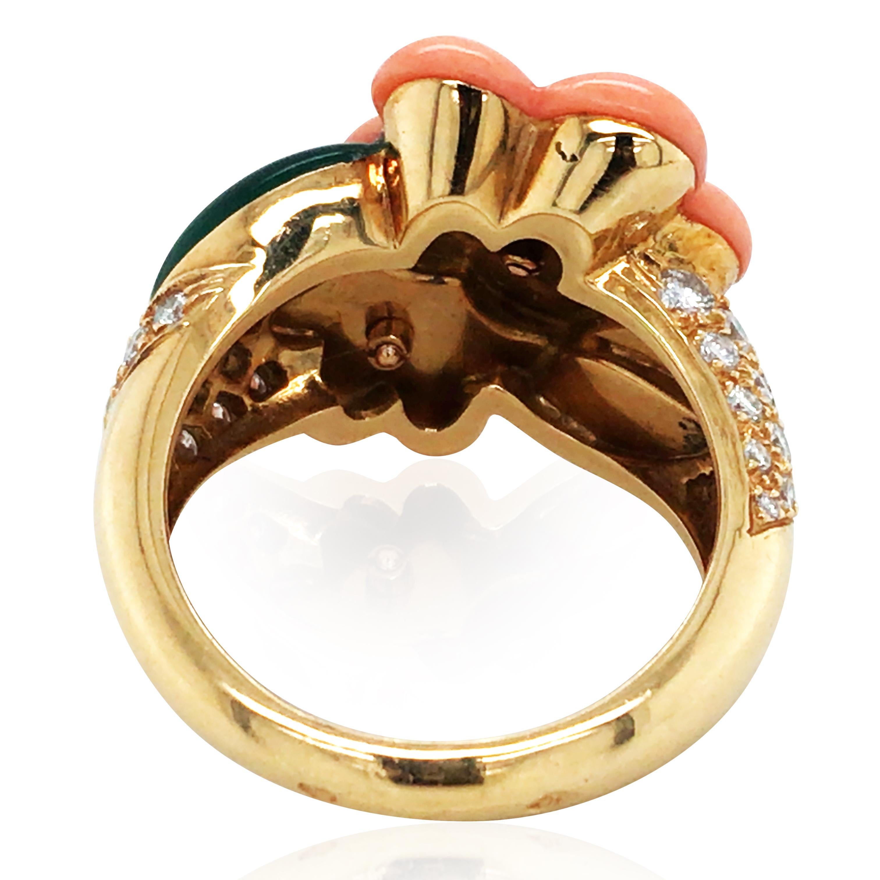 Van Cleef & Arpels, 18K Gold Coral Emerald Diamond Necklace, Earrings and Ring For Sale 10