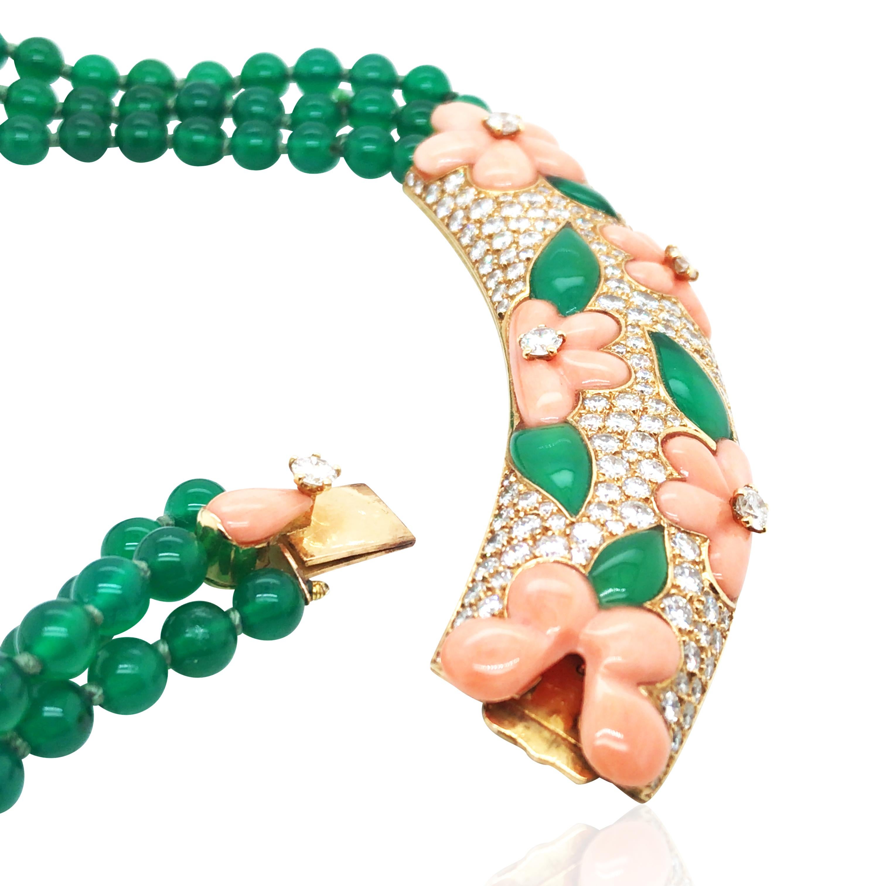 Round Cut Van Cleef & Arpels, 18K Gold Coral Emerald Diamond Necklace, Earrings and Ring For Sale