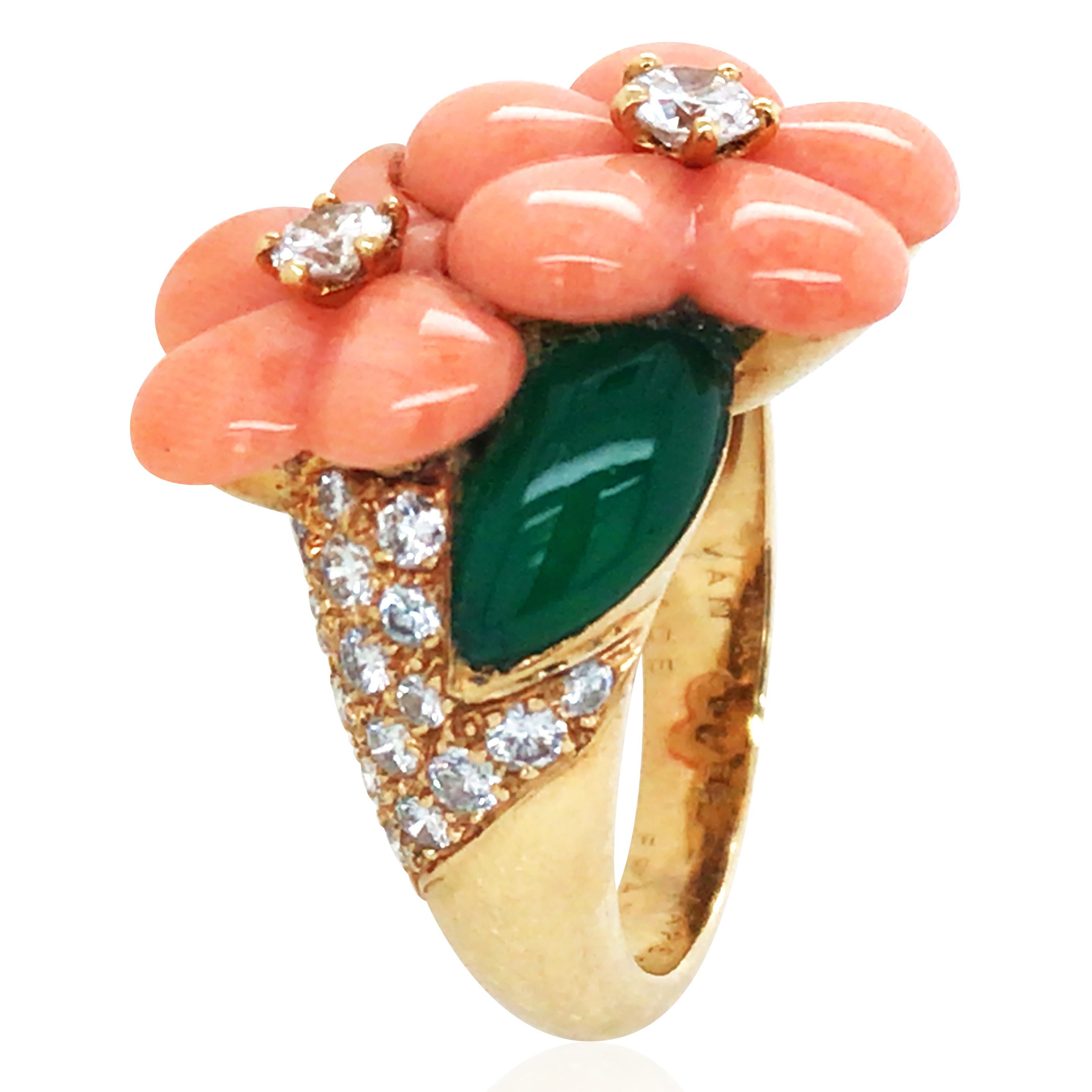 Women's Van Cleef & Arpels, 18K Gold Coral Emerald Diamond Necklace, Earrings and Ring For Sale