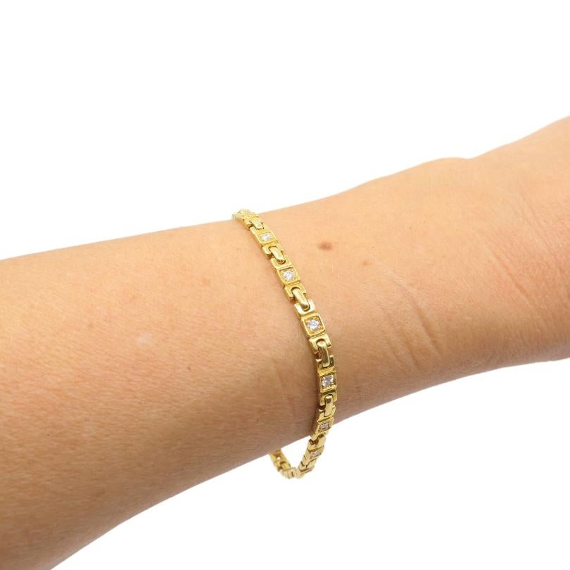 Contemporain Van Cleef & Arpels Bracelet en or 18 carats et diamants en vente