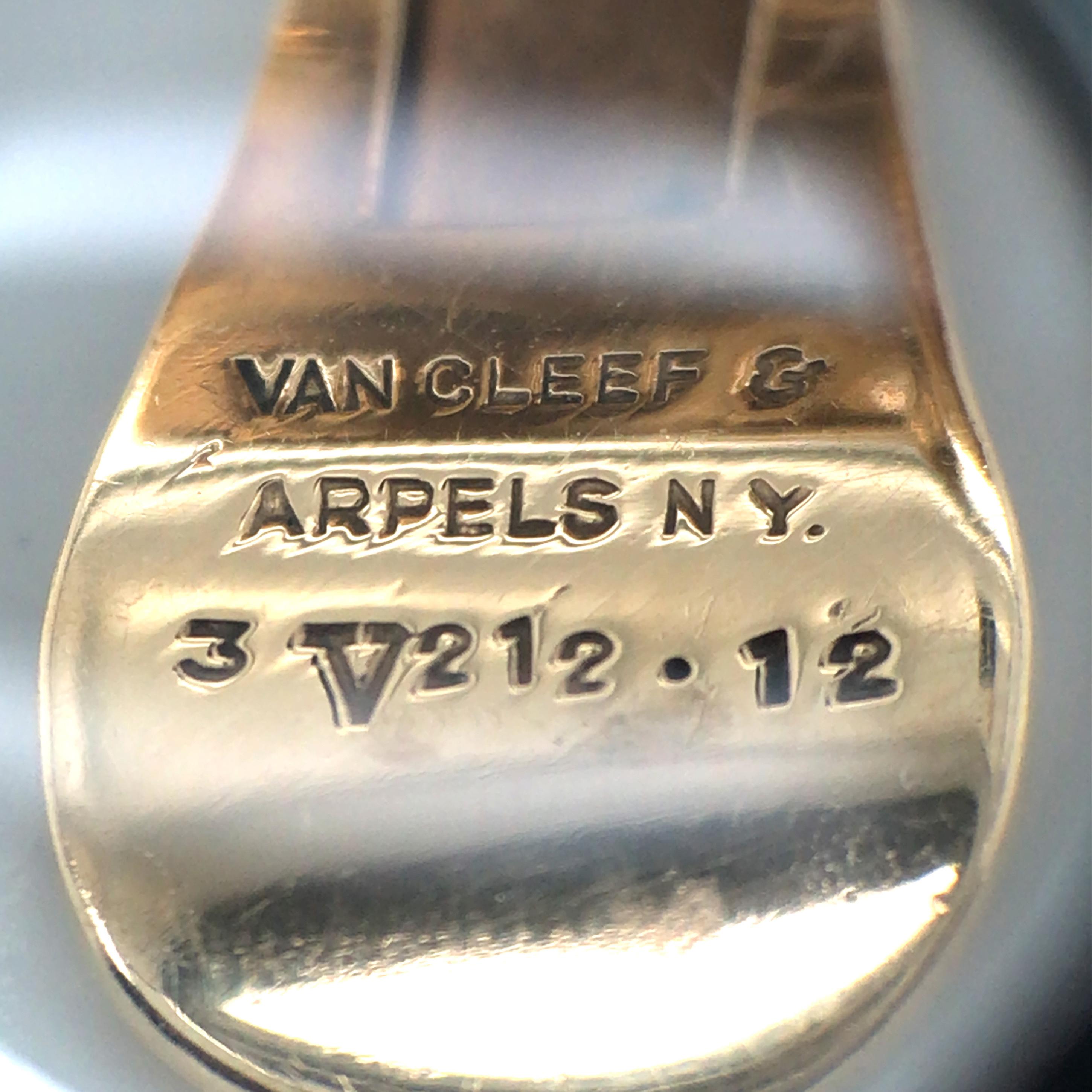 Van Cleef & Arpels, Broche y pendientes de diamantes de oro de 18 quilates en venta 5