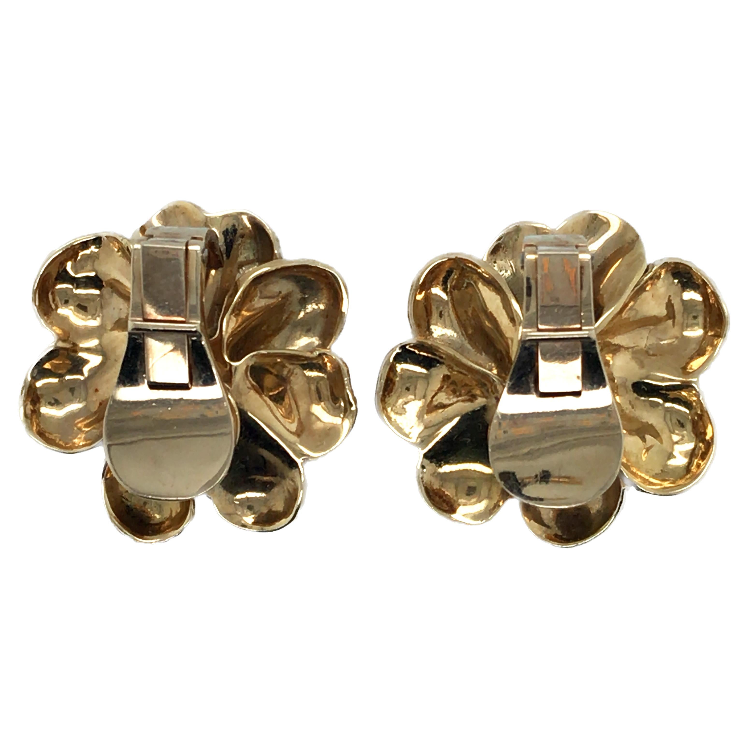 Van Cleef & Arpels, Broche y pendientes de diamantes de oro de 18 quilates en venta 4