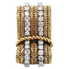 Van Cleef & Arpels, 18K Gold Diamond Brooch