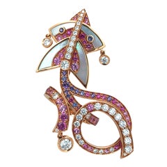 Van Cleef & Arpels, 18K Gold Diamond Mother-of-Pearl Color Sapphire Ring