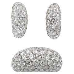 Used Van Cleef & Arpels 18k Gold Diamond Ring & Earrings Set