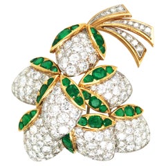Van Cleef & Arpels, 18K Gold Emerald Diamond Brooch