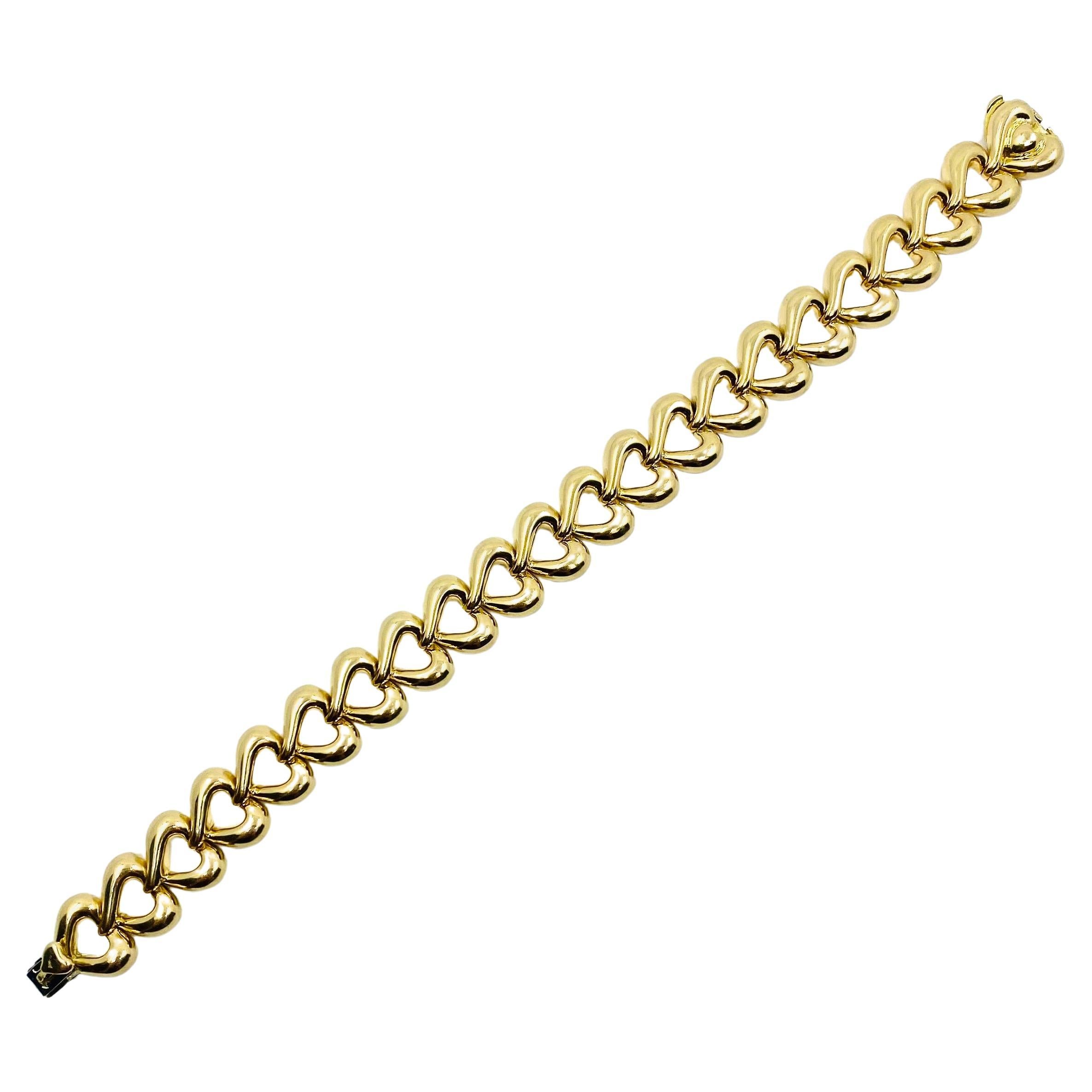 Van Cleef & Arpels Herzförmiges Armband aus 18 Karat Gold Damen im Angebot