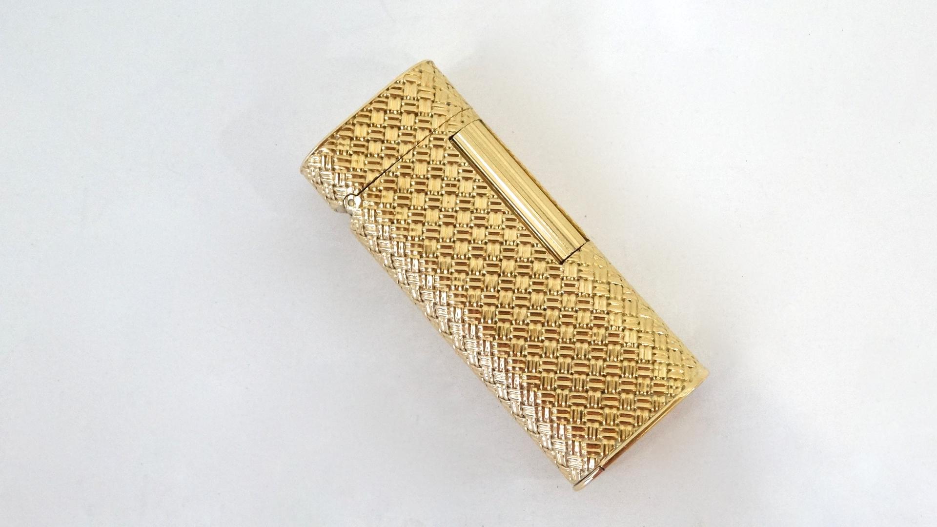 Van Cleef & Arpels Accendino in oro 18 carati in vendita 6