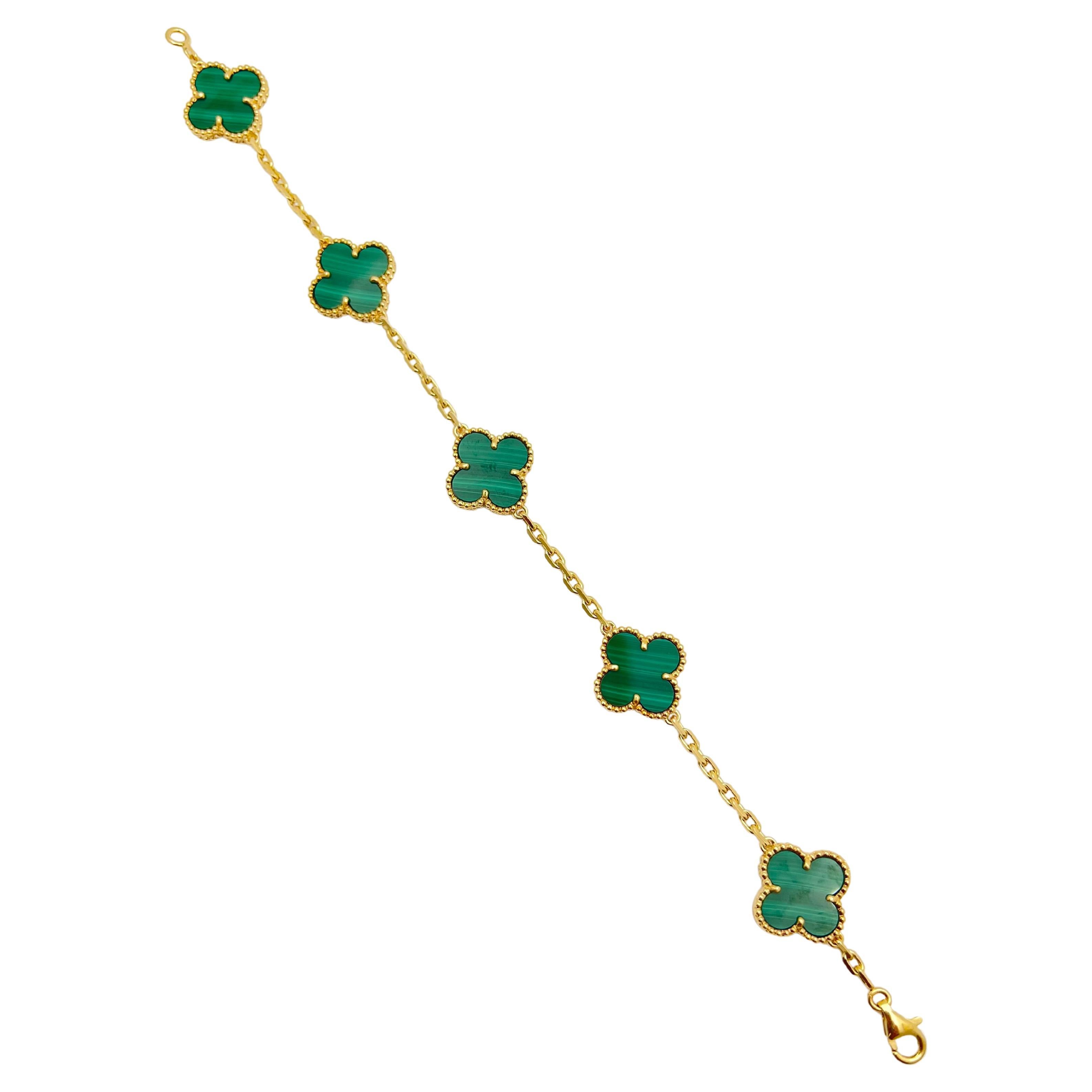 Van Cleef and Arpels 18k Gold Malachite Vintage Alhambra Bracelet For Sale at 1stDibs