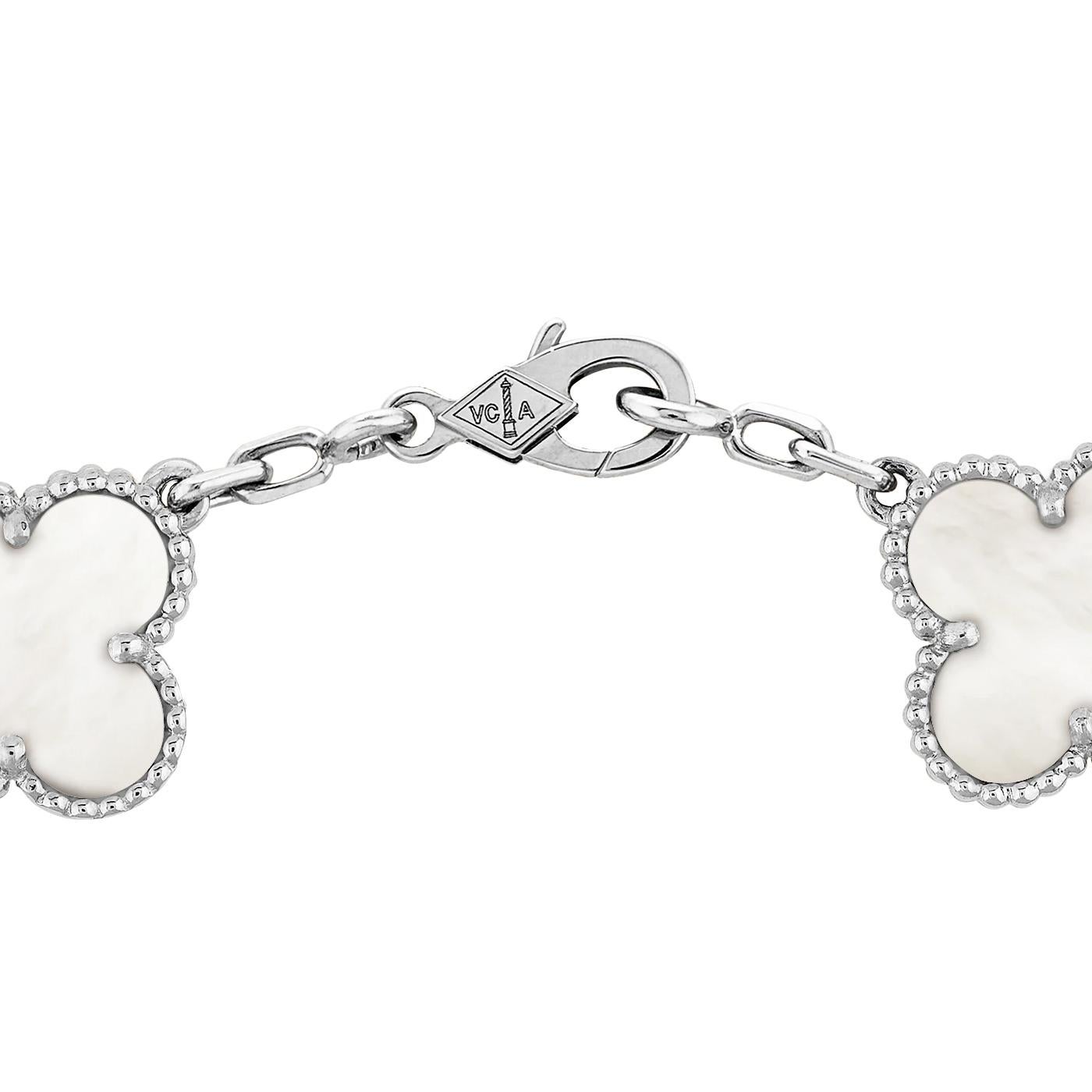 Van Cleef & Arpels Alhambra-Armband aus 18 Karat Gold mit 5 Perlmutt-Motiven (Modernistisch)