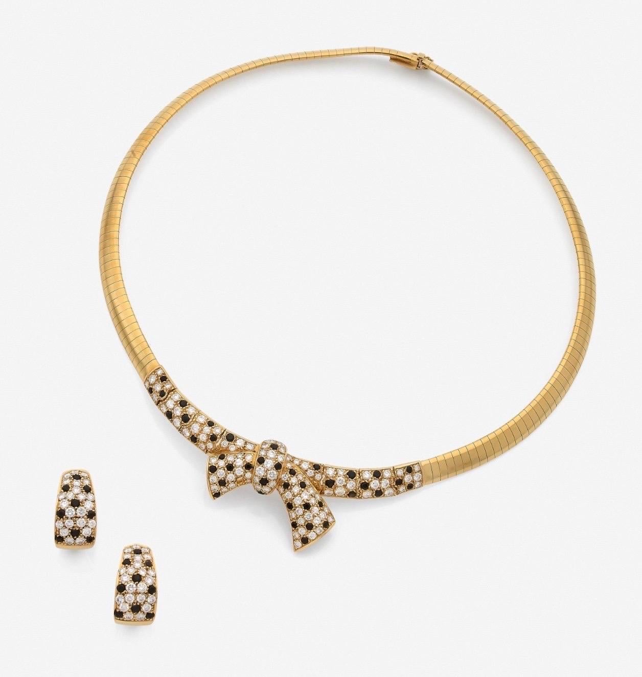 Set di collana e orecchini in oro 18k, onice e diamanti Van Cleef & Arpels in vendita 6
