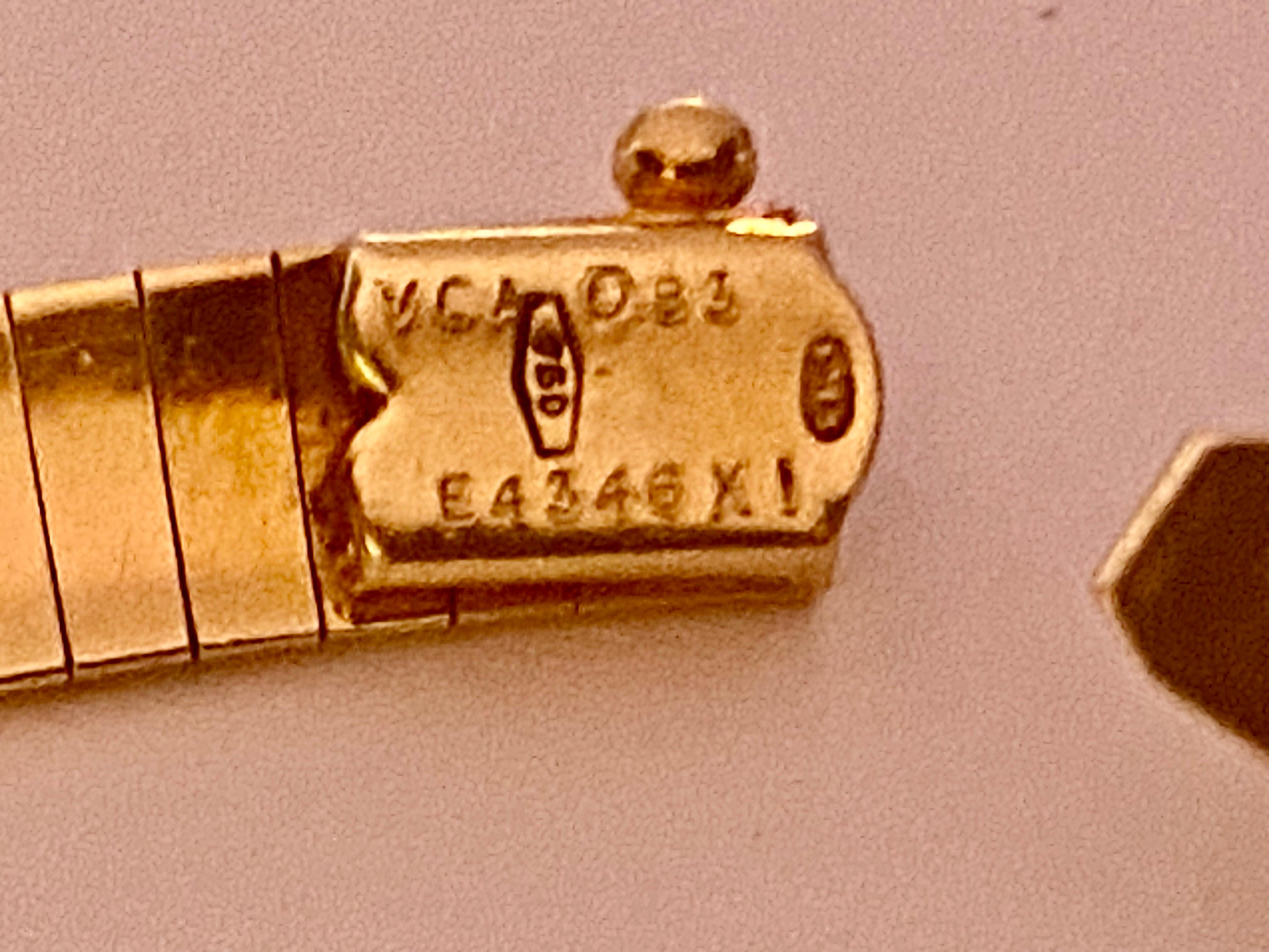 Set di collana e orecchini in oro 18k, onice e diamanti Van Cleef & Arpels in vendita 9