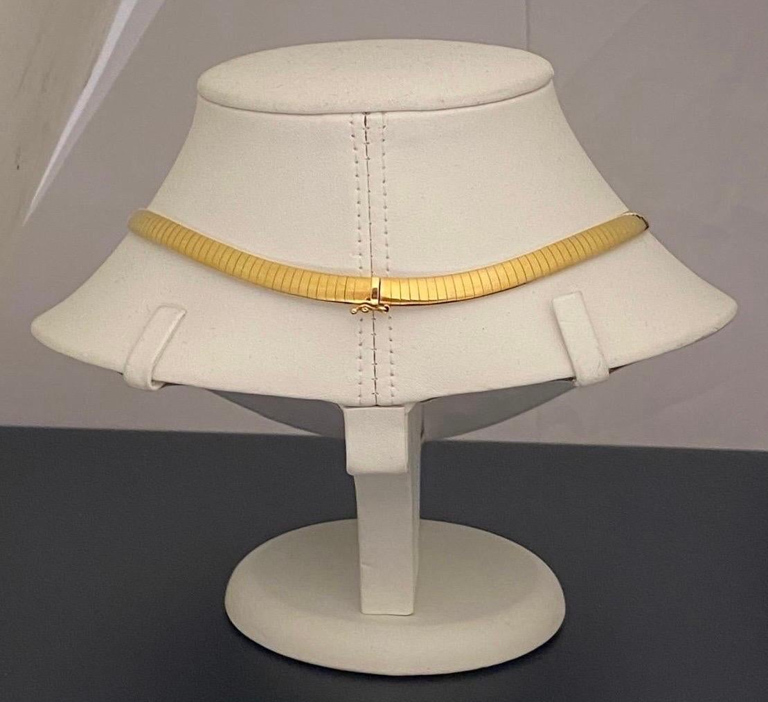 Set di collana e orecchini in oro 18k, onice e diamanti Van Cleef & Arpels in vendita 11