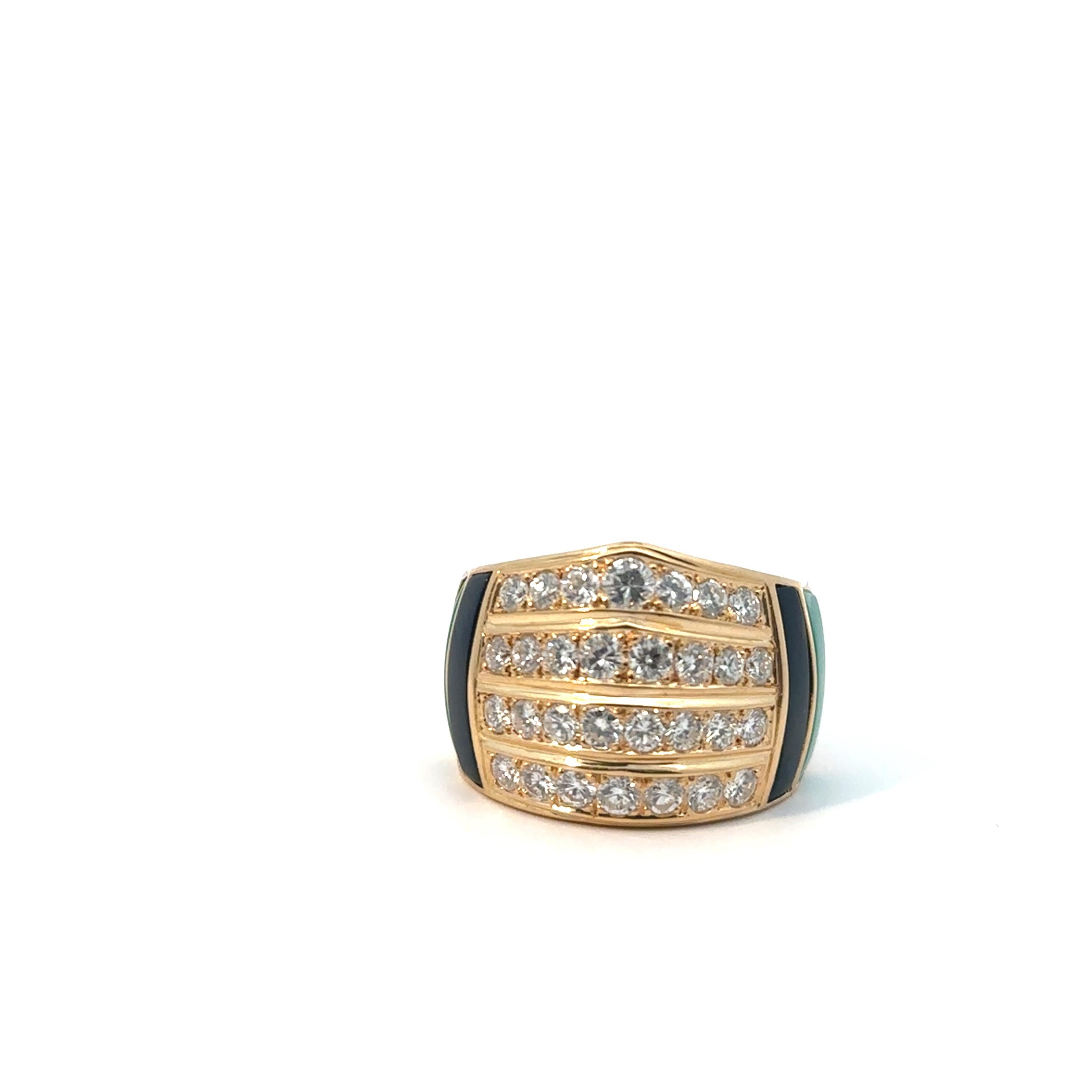 Van Cleef & Arpels 18K Gold Onyx Chrysoprase and Diamond Ring For Sale 6