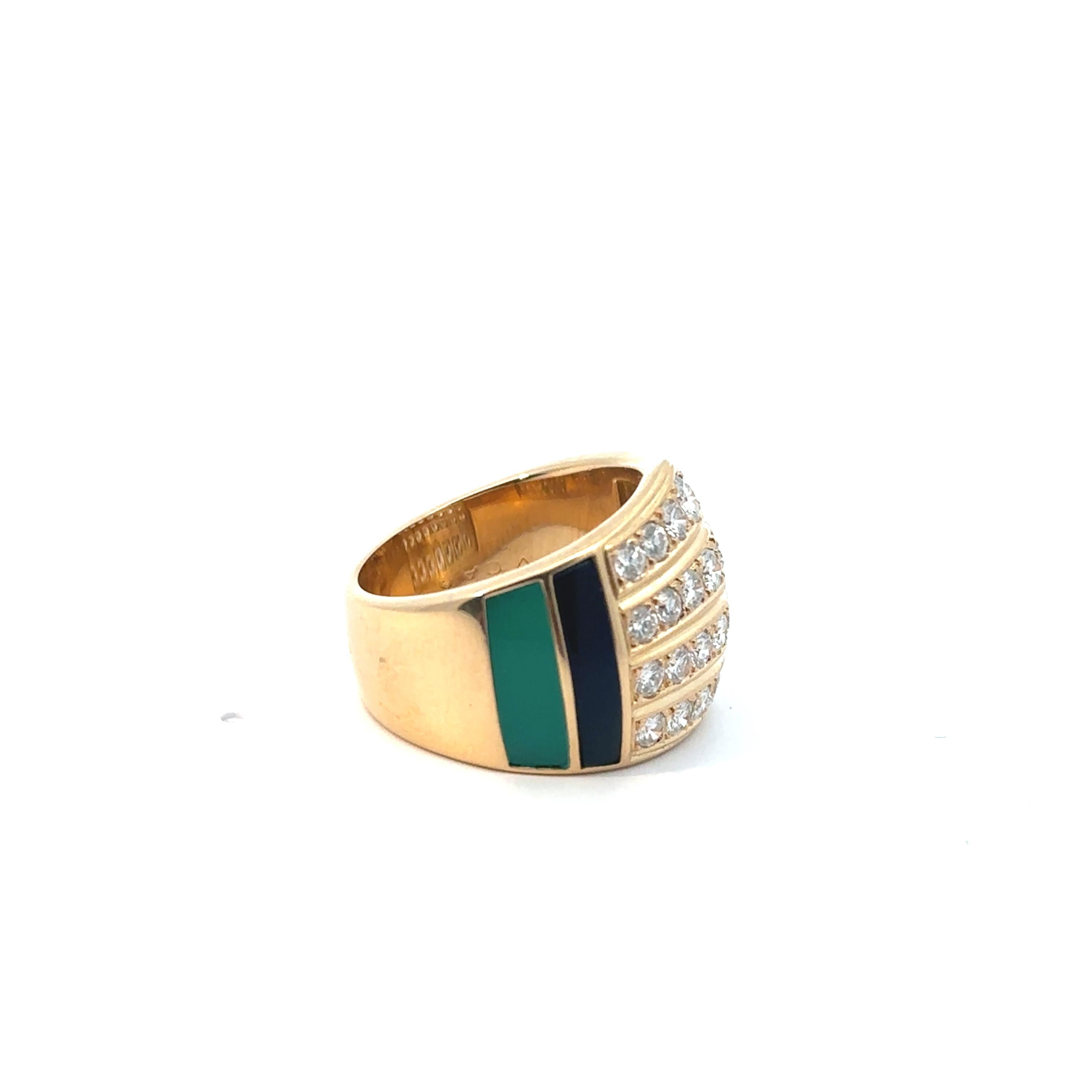 Van Cleef & Arpels 18K Gold Onyx Chrysoprase and Diamond Ring For Sale 9
