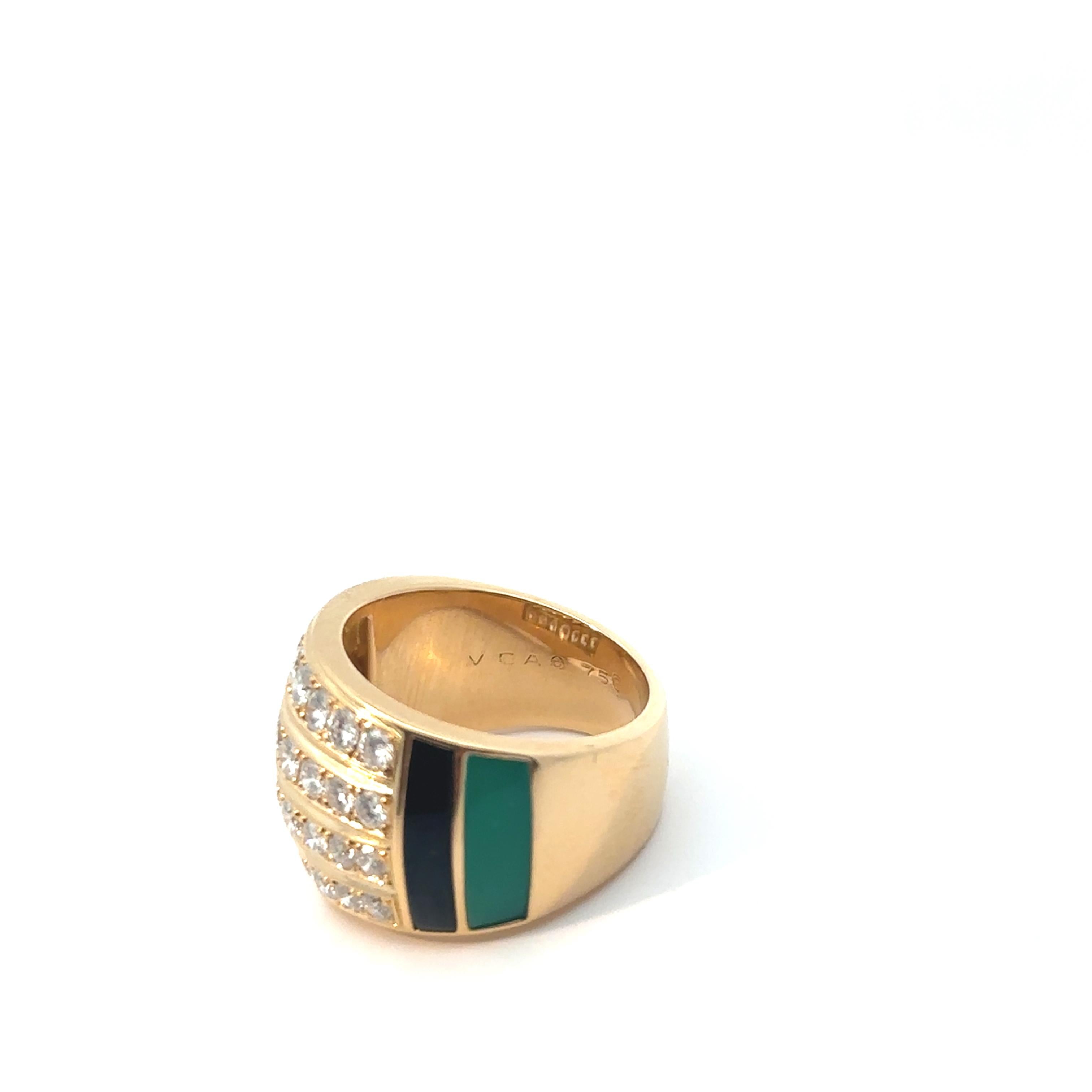 Van Cleef & Arpels 18K Gold Onyx Chrysoprase and Diamond Ring For Sale 10