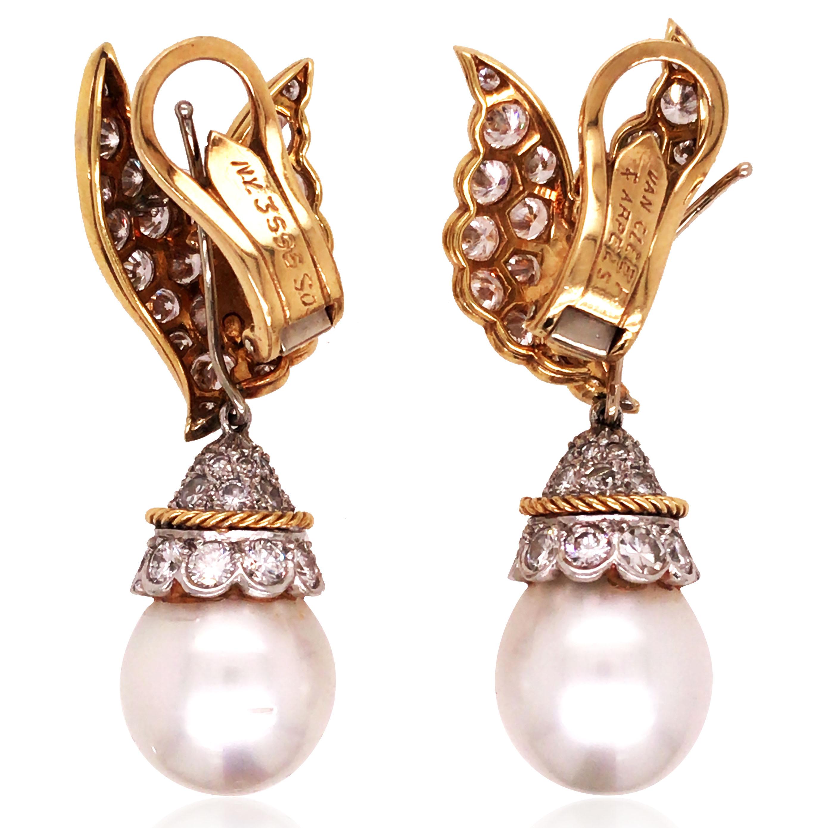 Round Cut Van Cleef & Arpels, 18K Gold Pearl Diamond Earrings