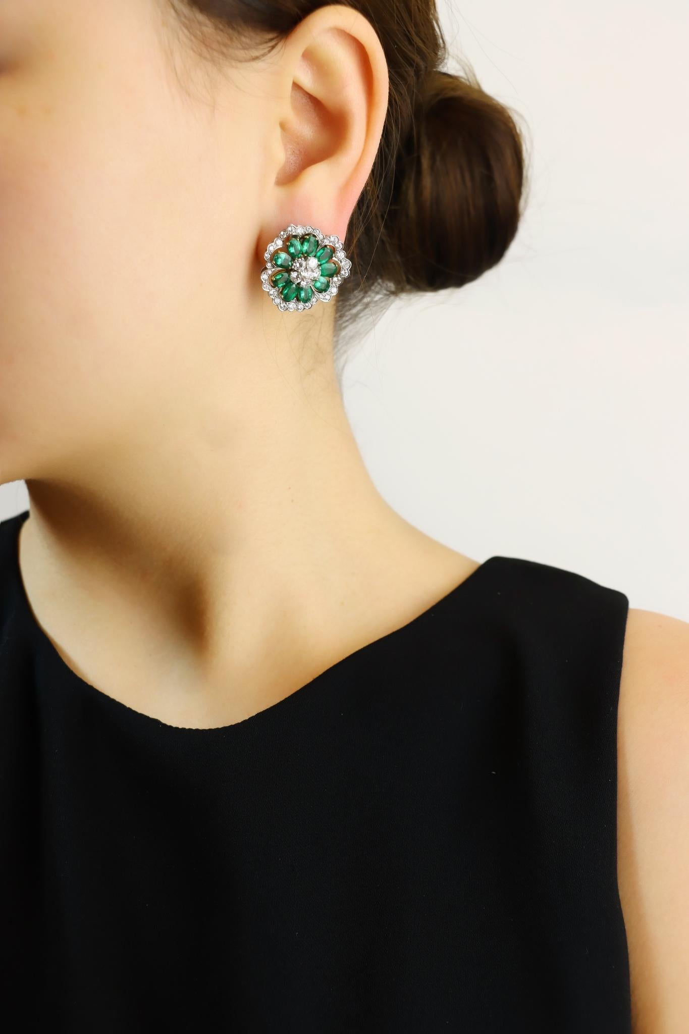 VAN CLEEF & ARPELS PLATINUM EMERALD AND DIAMOND CAMELLIA FLOWER EARRINGS


Marked:
VAN CLEEF & ARPELS
PT 950
SERIAL/MODEL NUMBER
VCA 
