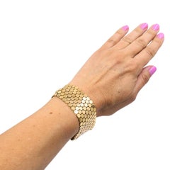 Van Cleef & Arpels 18k Gold Scale Mesh Bracelet, Wide Retro Link