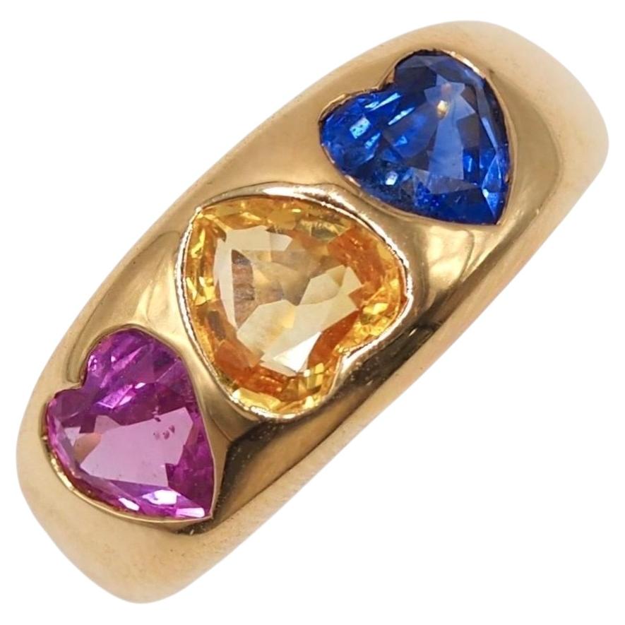 Van Cleef & Arpels 18K Gold Three Heart Multicolor Sapphire Ring For Sale