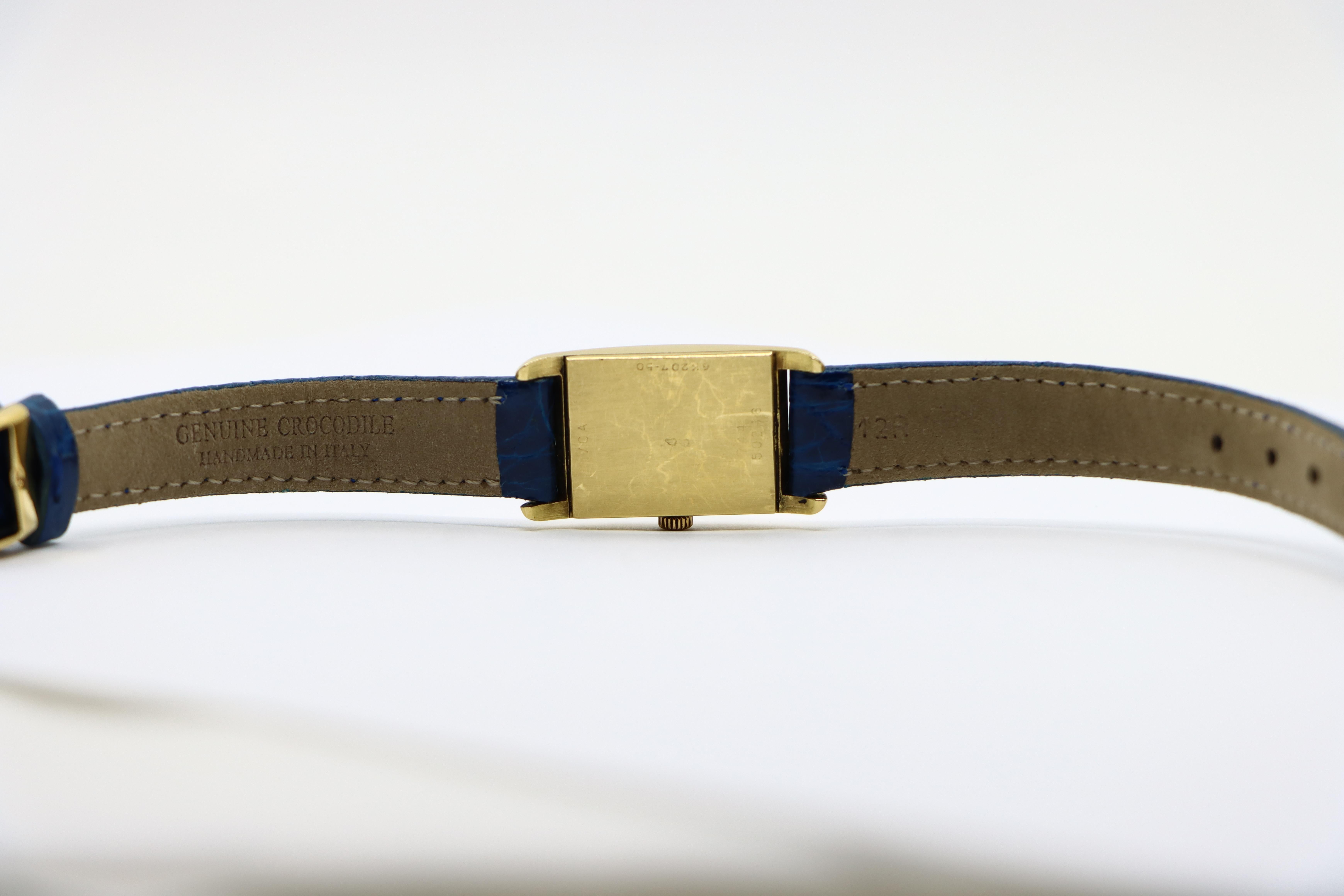 Van Cleef & Arpels 18K Gold Vintage Quartz Ladies Watch For Sale 11