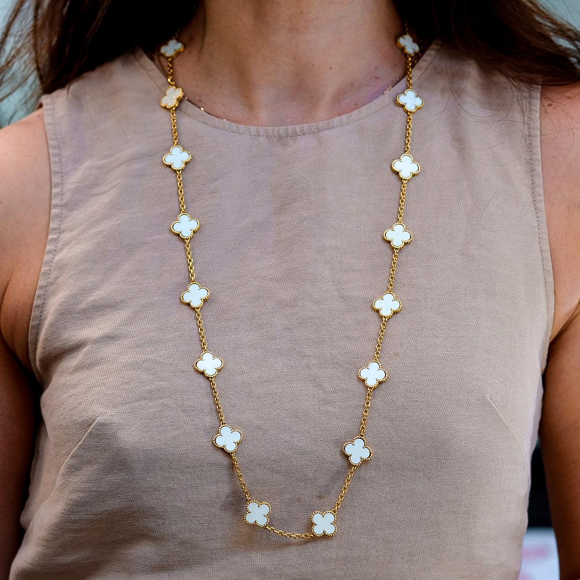 Women's Van Cleef & Arpels 18K Gold Vintage White Coral 20 Motif Alhambra Chain Necklace For Sale