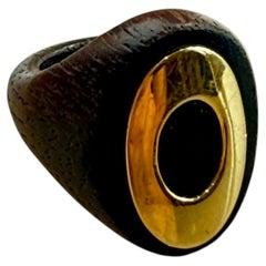 Van Cleef & Arpels 18k Gold Wood Signet Ring, France, Circa 1970s